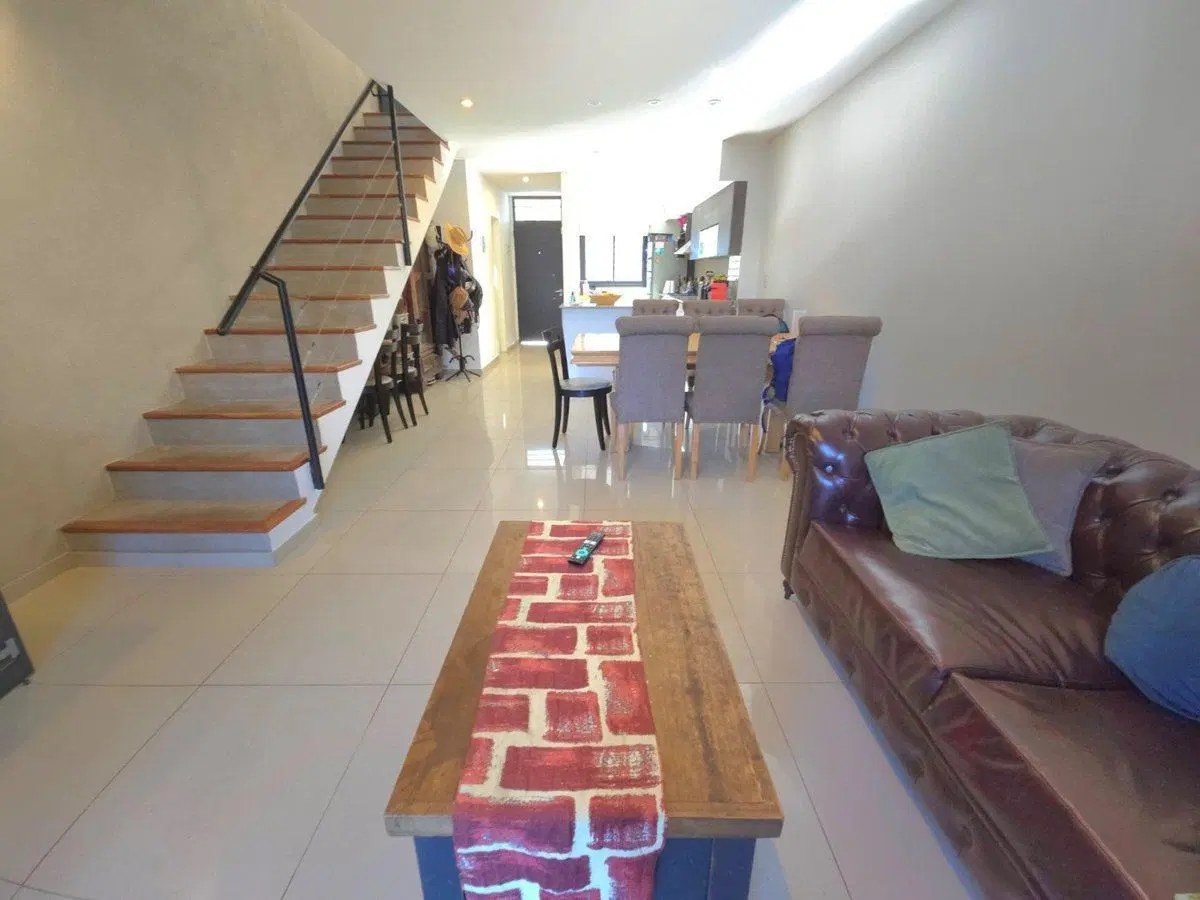 VENTA CASA DUPLEX 5 AMBIENTES OLIVOS GOLF NUEVA 5
