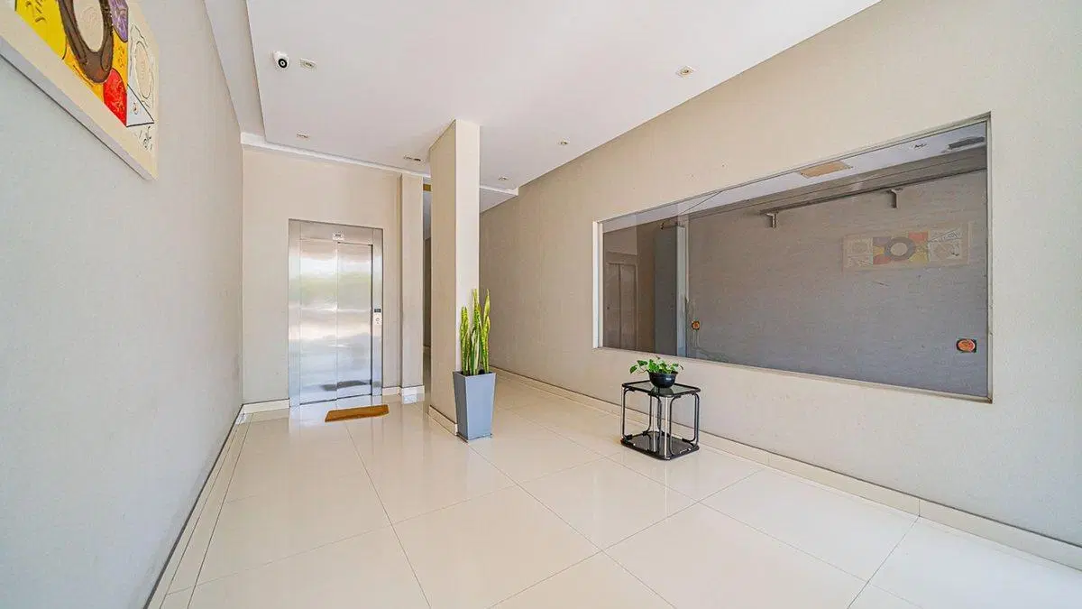 VENTA DEPARTAMENTO 3 AMBIENTES CON COCHERA 4