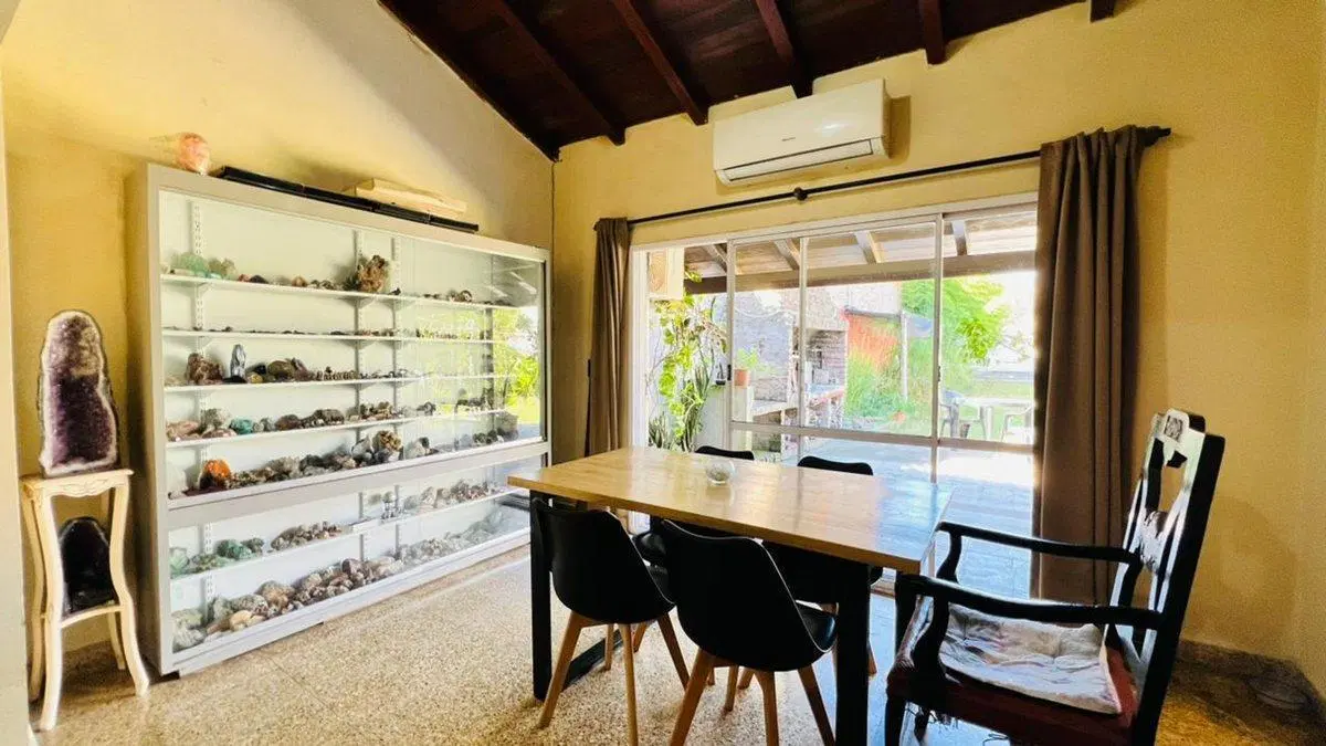 VENTA CASA 4 AMBIENTES MORON JARDIN PILETA 5