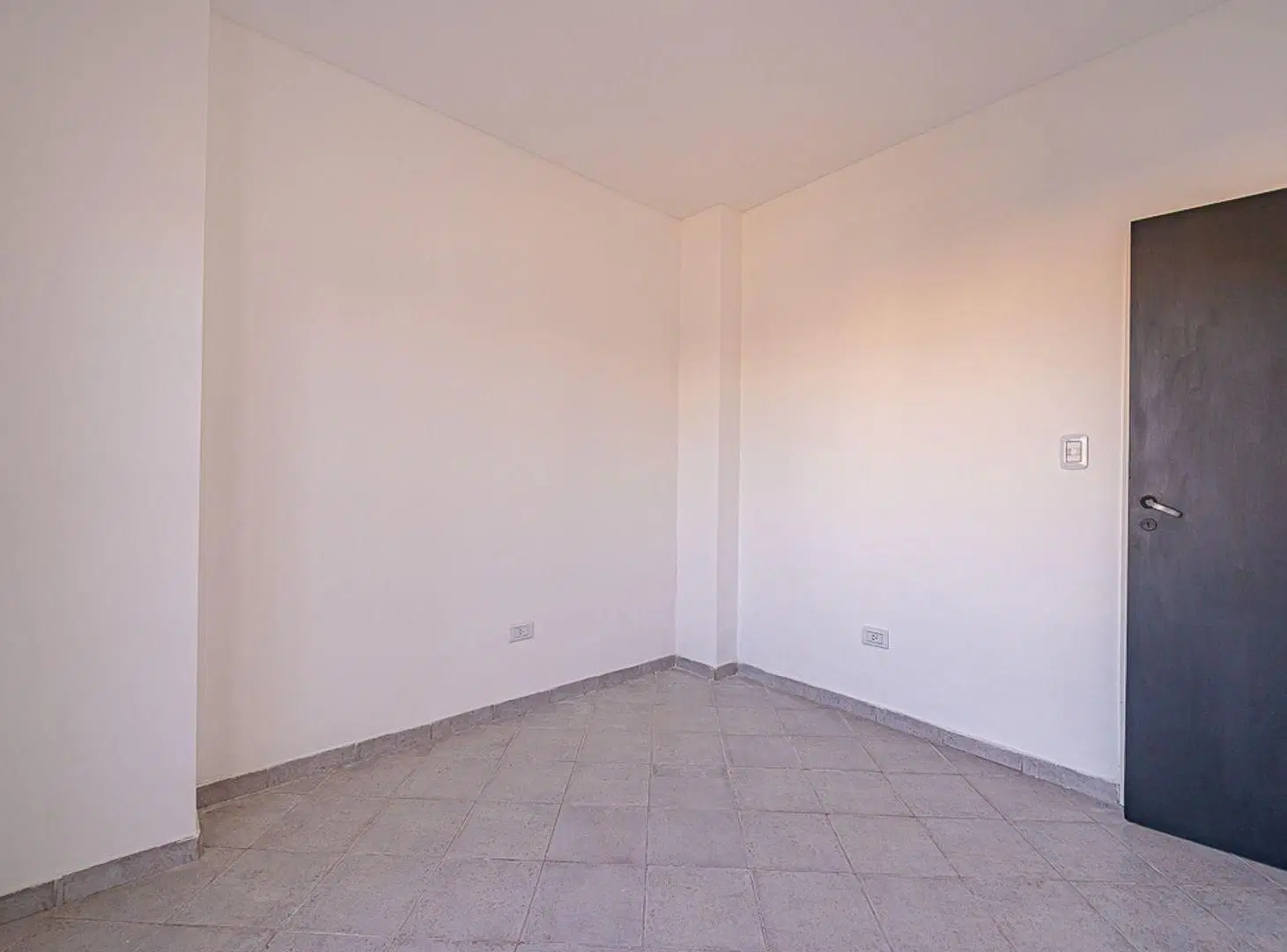 VENTA DEPARTAMENTO 3 AMBIENTES LA TABLADA 5