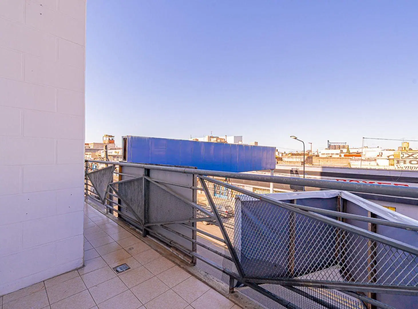 VENTA DEPARTAMENTO 3 AMBIENTES LA TABLADA 4