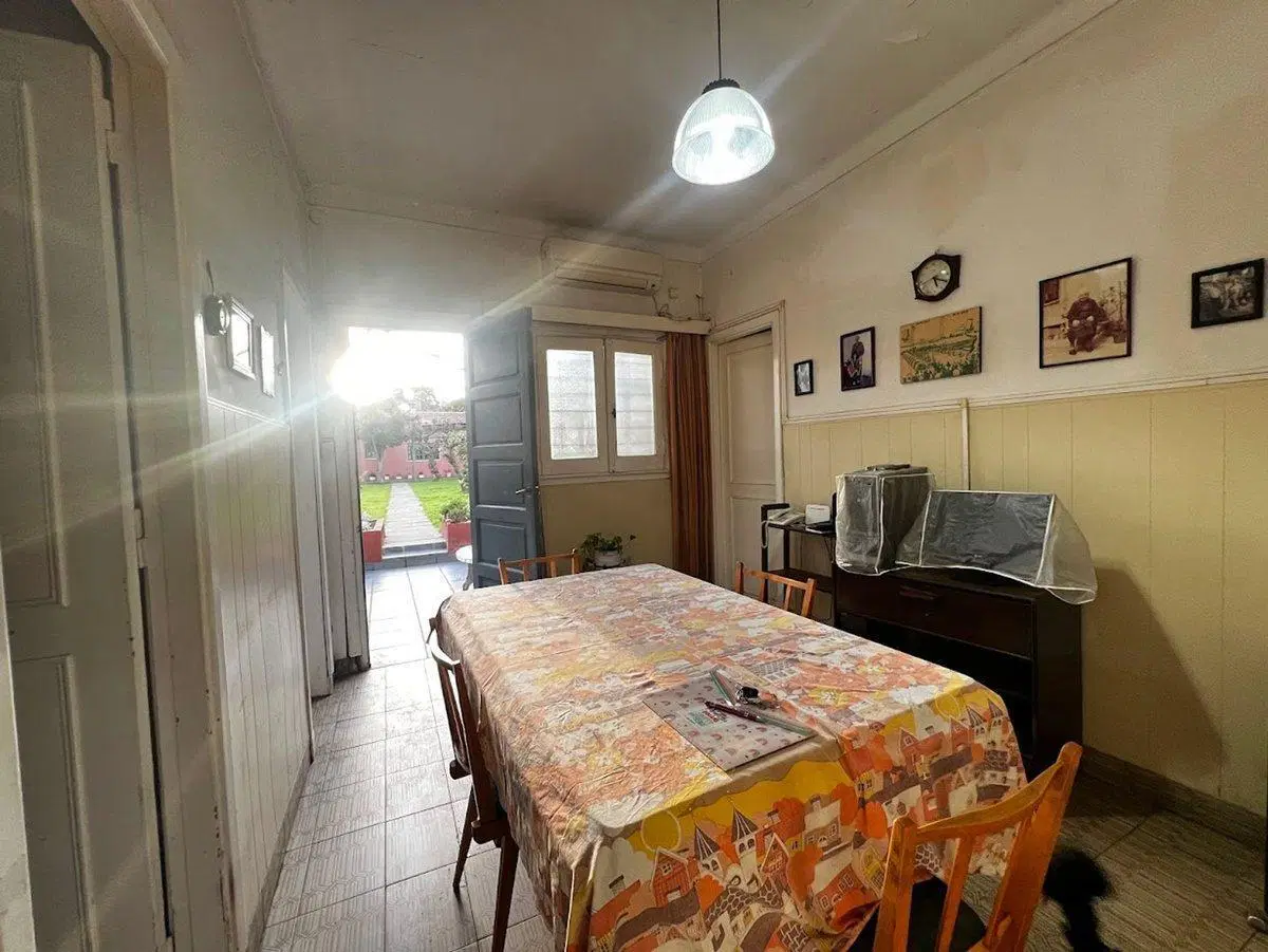 VENTA CASA DE 5 AMBIENTES DOBLE LOTE VILLA MADERO 5