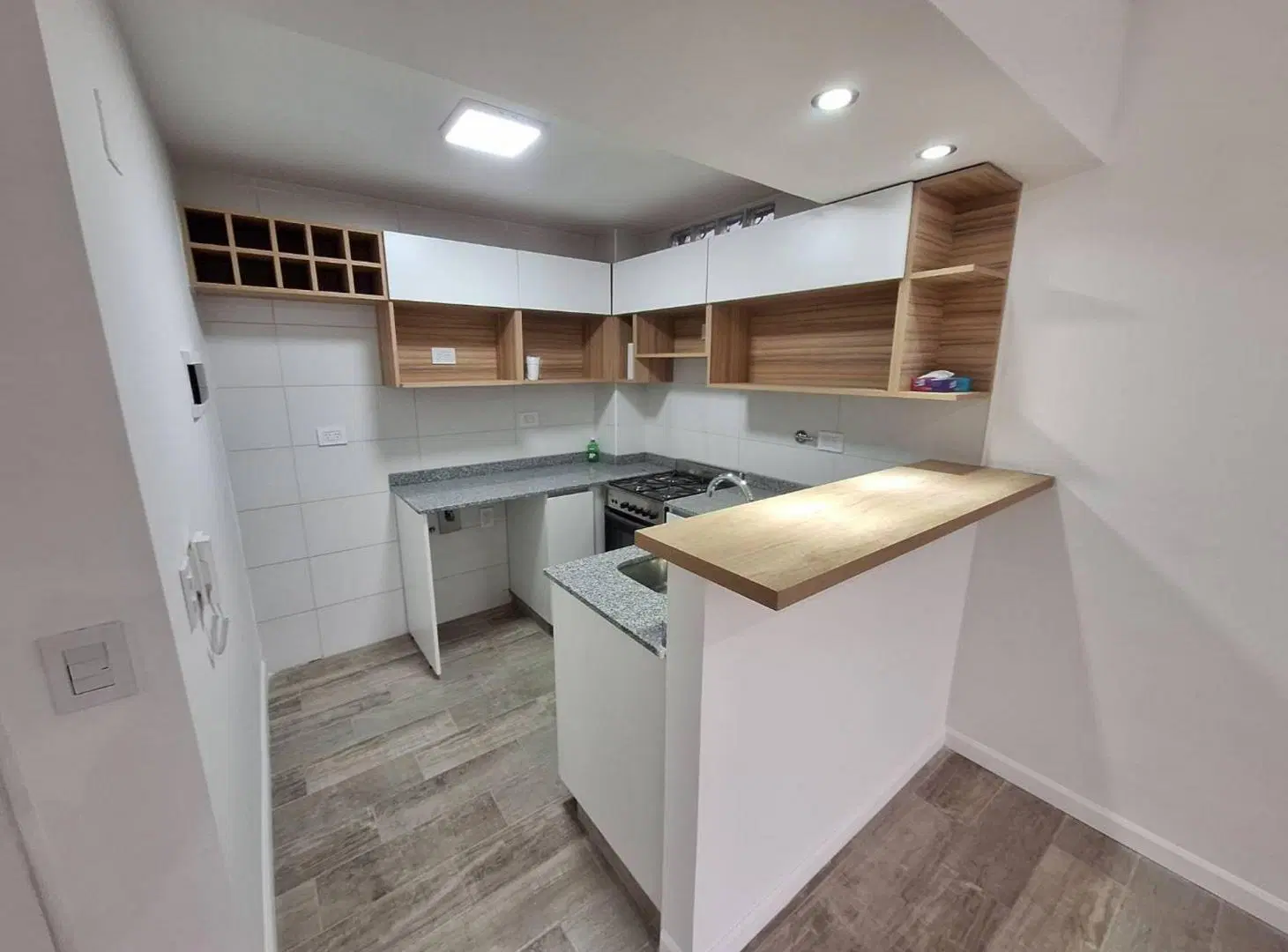 DEPARTAMENTO 2 AMBIENTES  ALQUILER ALMAGRO BALCON 8