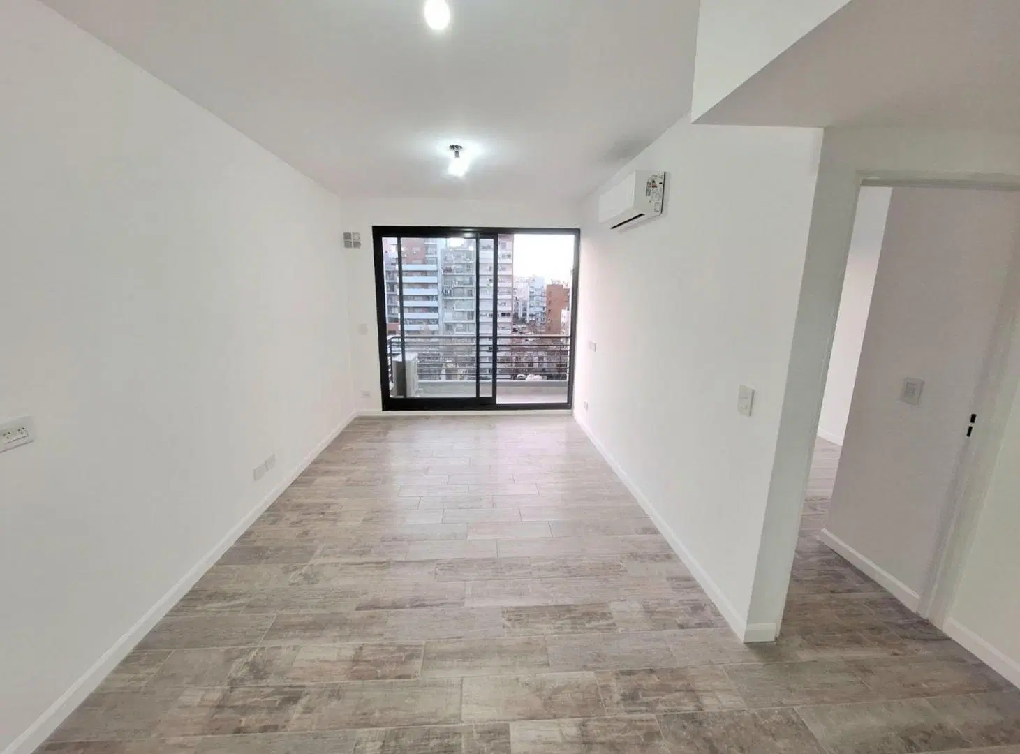 DEPARTAMENTO 2 AMBIENTES  ALQUILER ALMAGRO BALCON 4