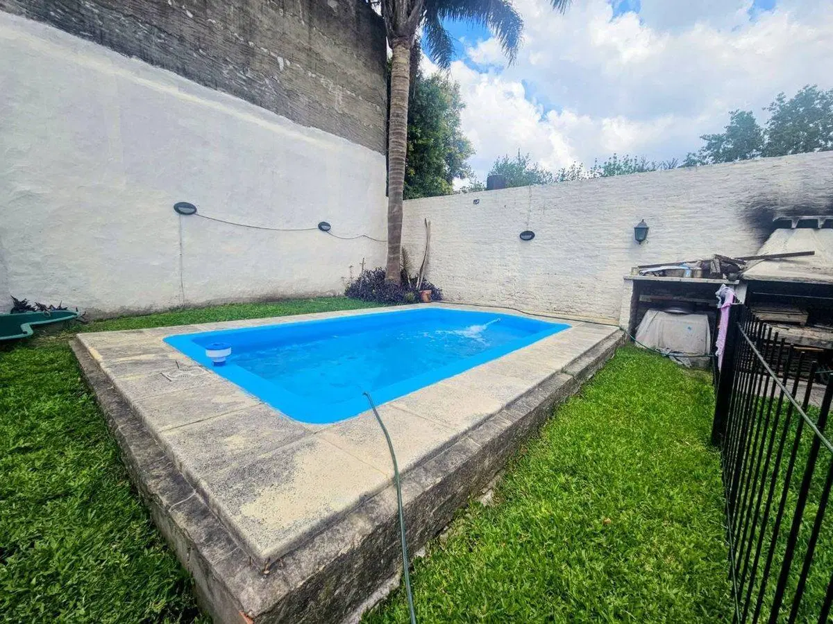 VENTA CASA 3 AMB VILLA BALLESTER PILETA TERRAZA 4