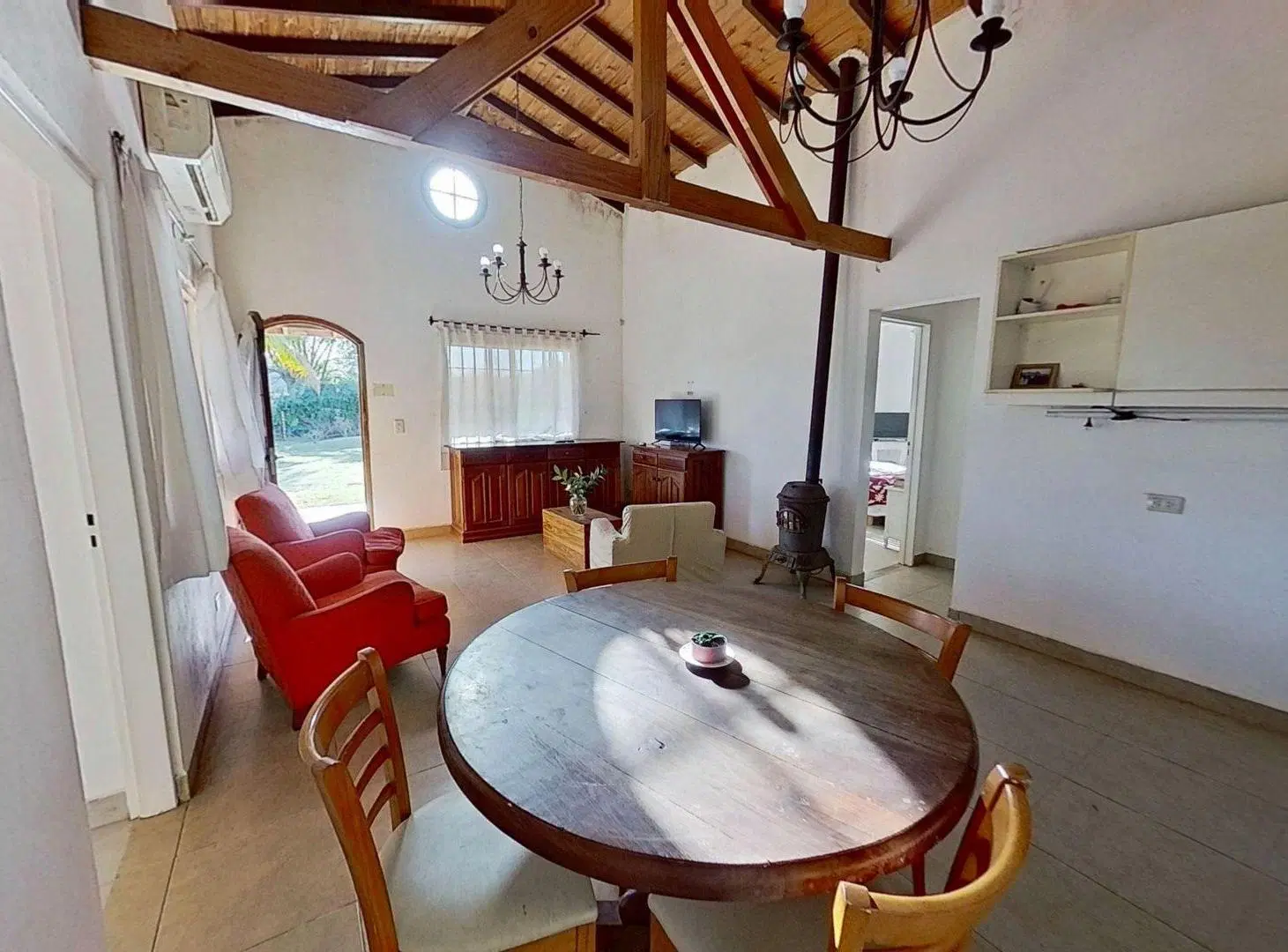 VENTA CASA EL REMANSO SOBRE LOTE 1585 M2 PILETA 4