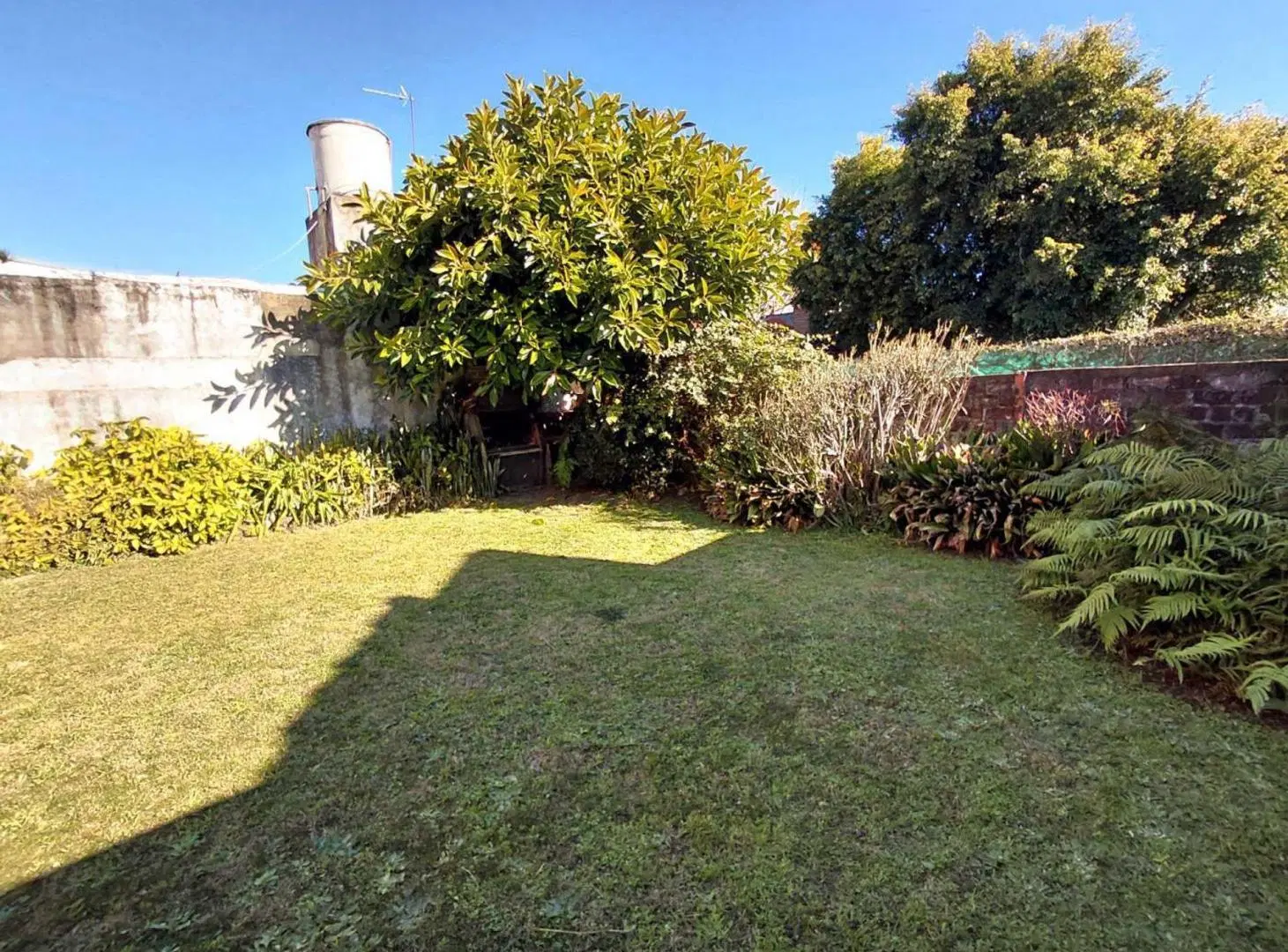 VENTA PH 3 AMBIENTES JARDIN TERRAZA COCHERA 3