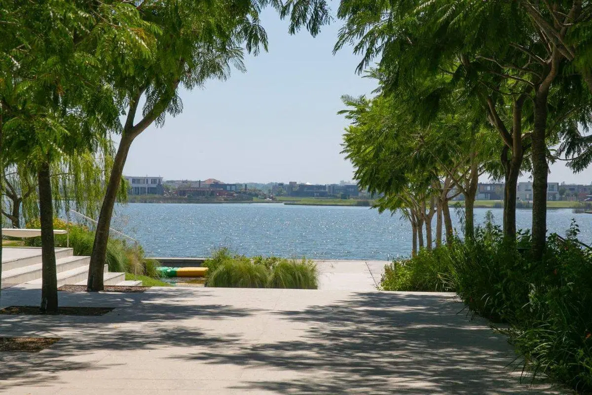 VENTA LOTE PUERTOS BARRIO NATIVAS GRAN DIMENSION 8