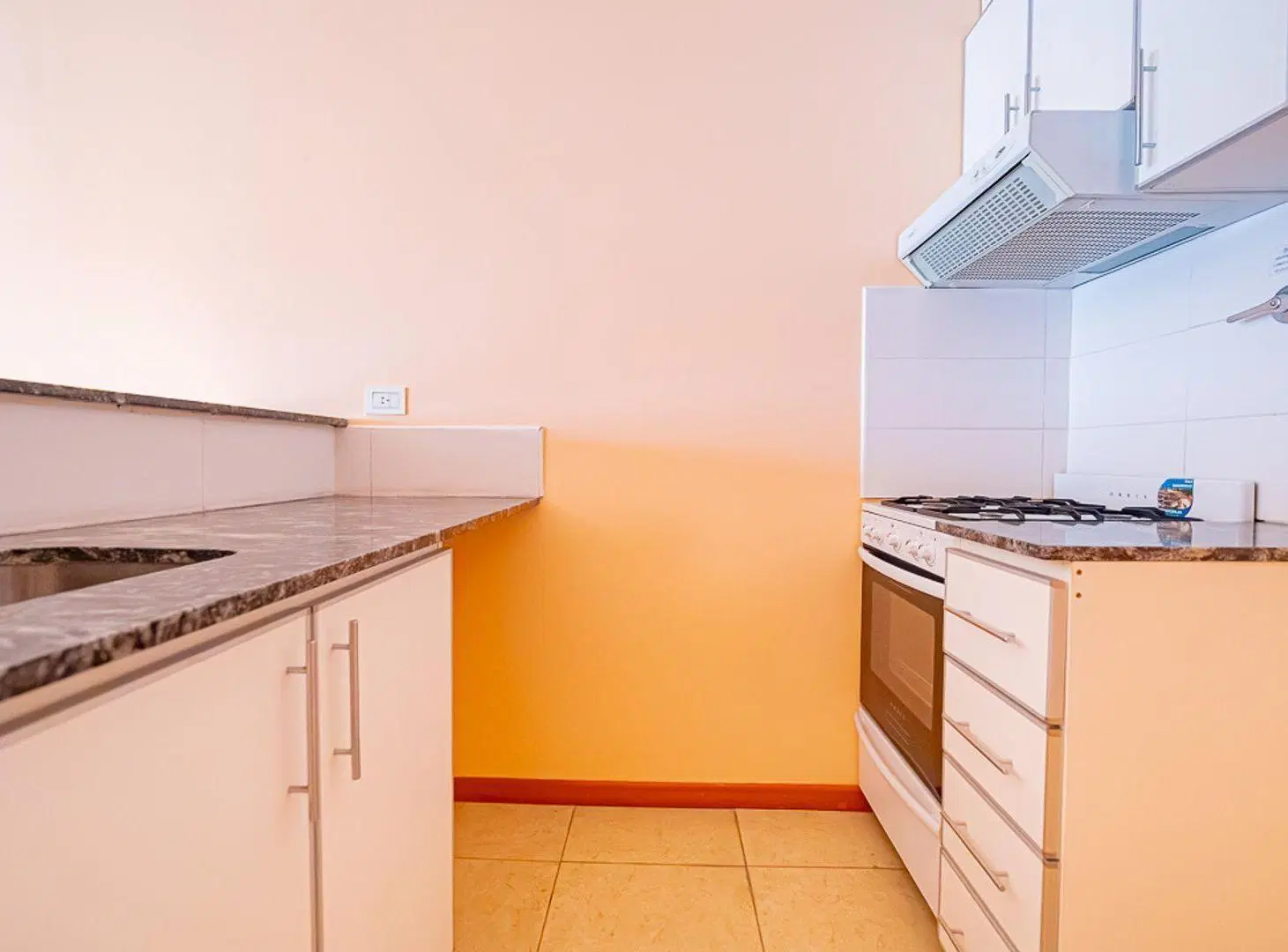 VENTA MONOAMBIENTE DIVISIBLE ISIDRO CASANOVA 4