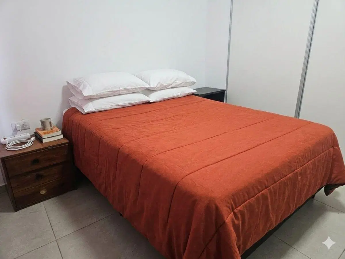 DEPARTAMENTO 2 AMBIENTES MORENO COCHERA PILETA 3
