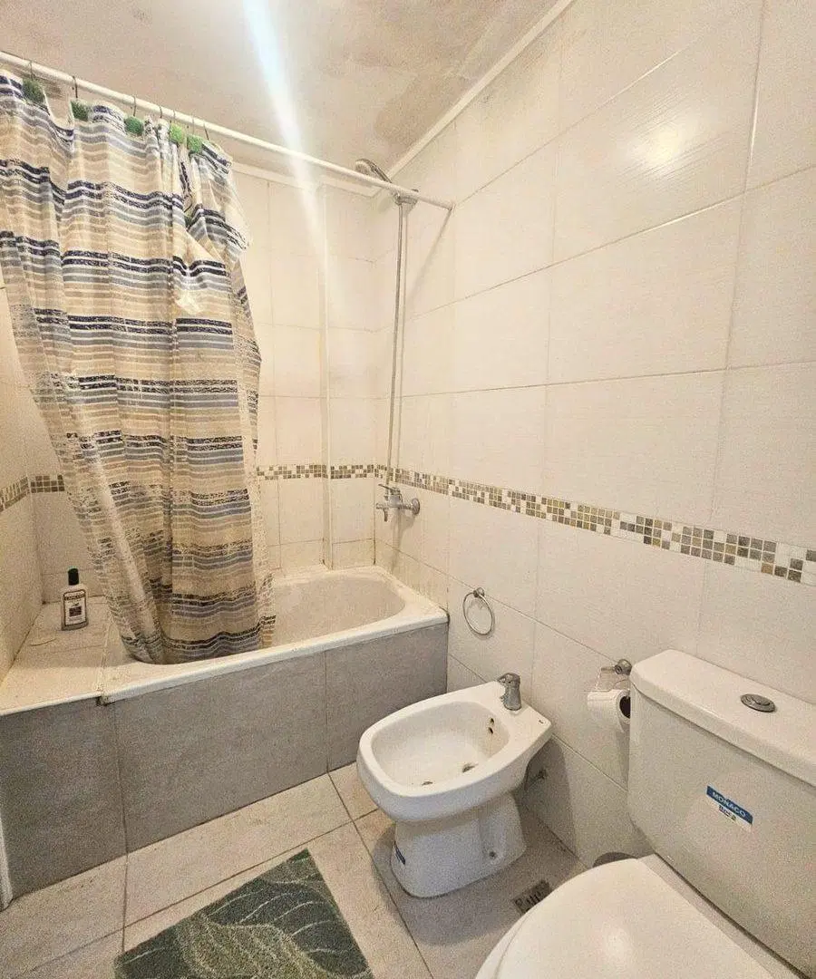 DEPARTAMENTO 2 AMBIENTES MORENO COCHERA PILETA 2