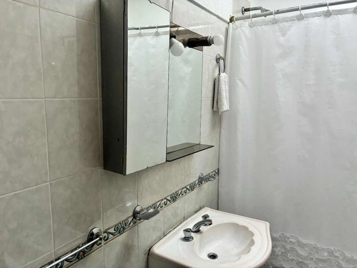 VENTA CASA 3 AMBIENTES VICTORIA 5