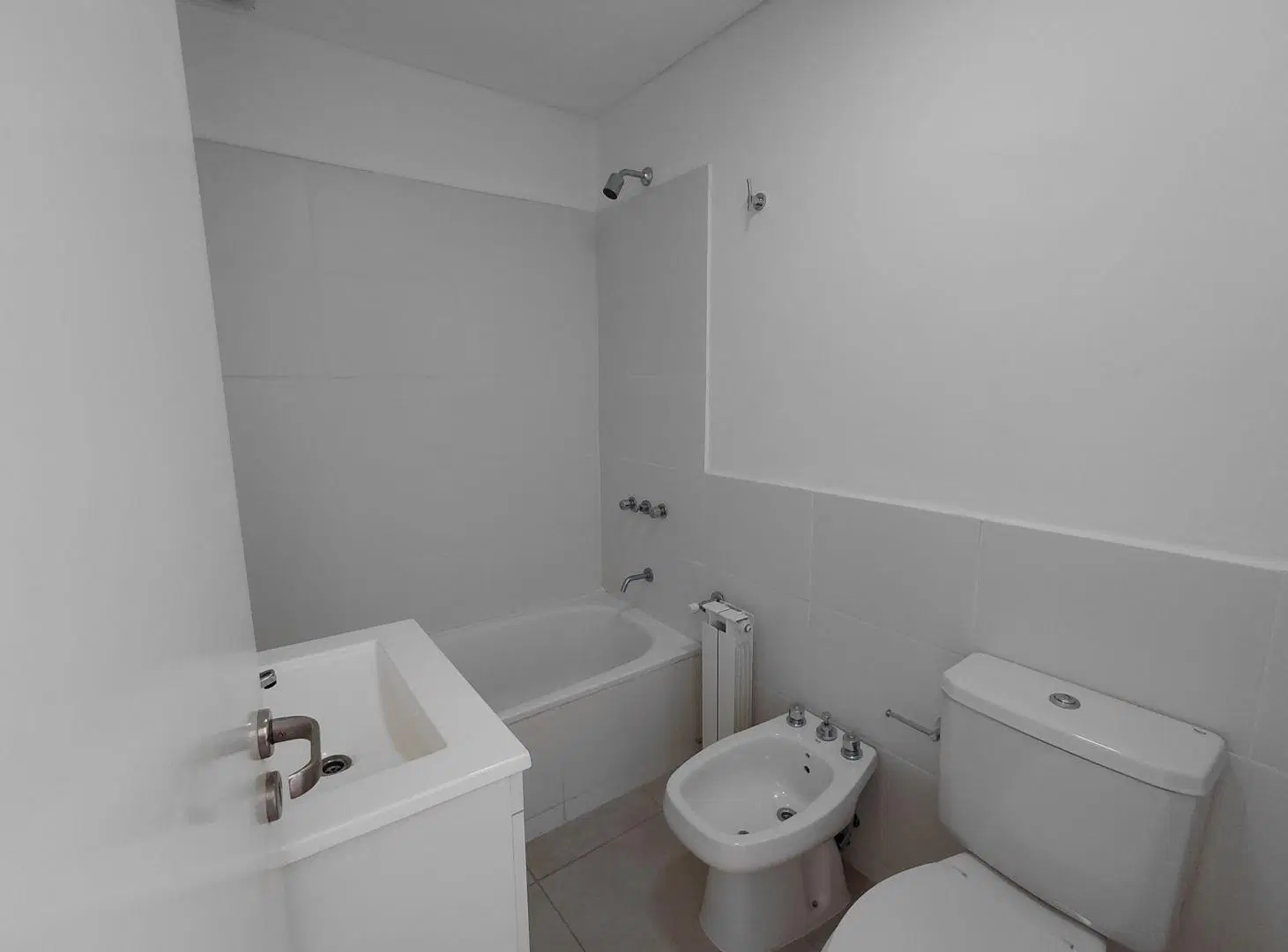 ALQUILER CASAS DE SANTA MARIA 5 AMBIENTES 4