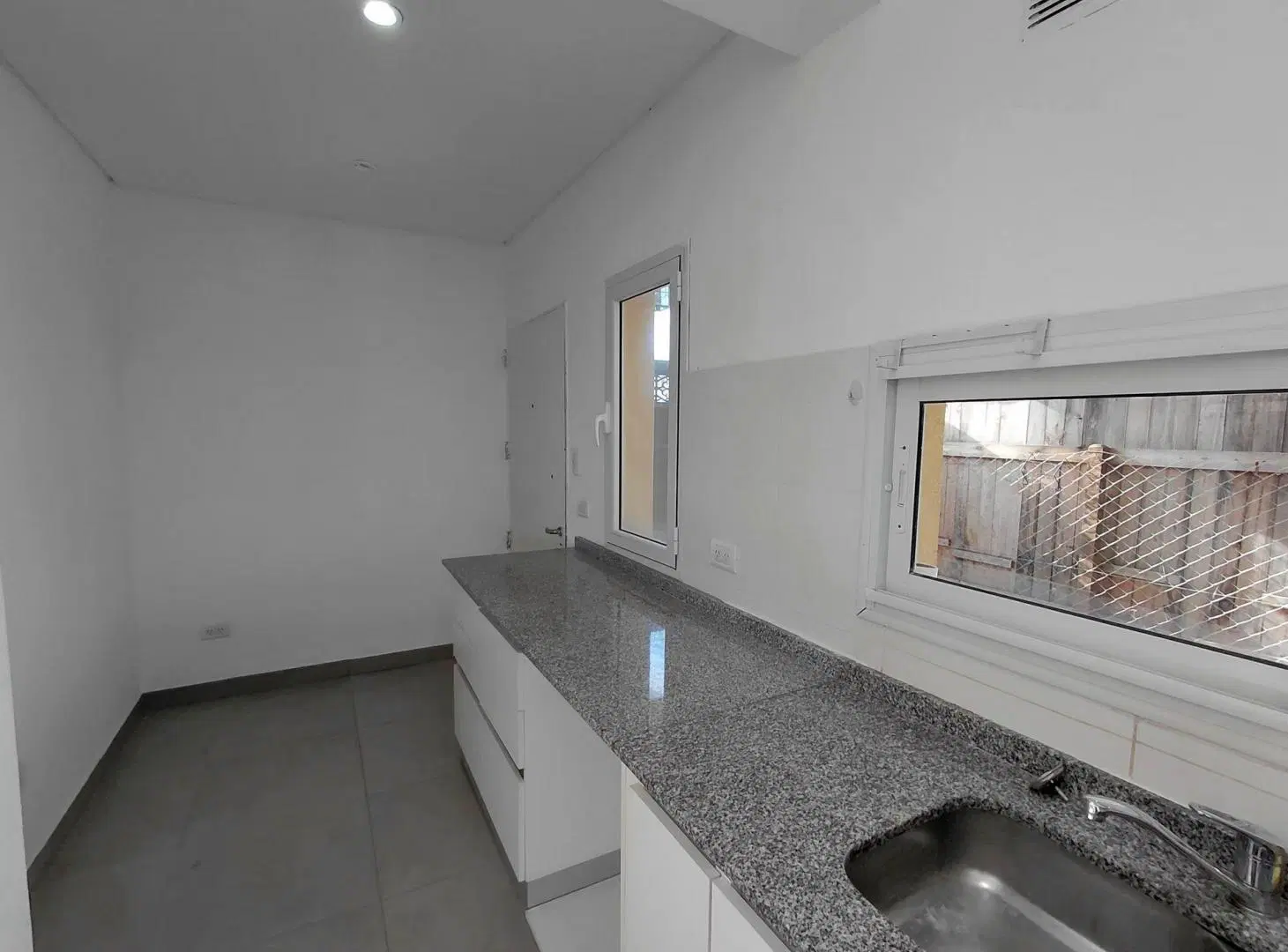 ALQUILER CASAS DE SANTA MARIA 5 AMBIENTES 3