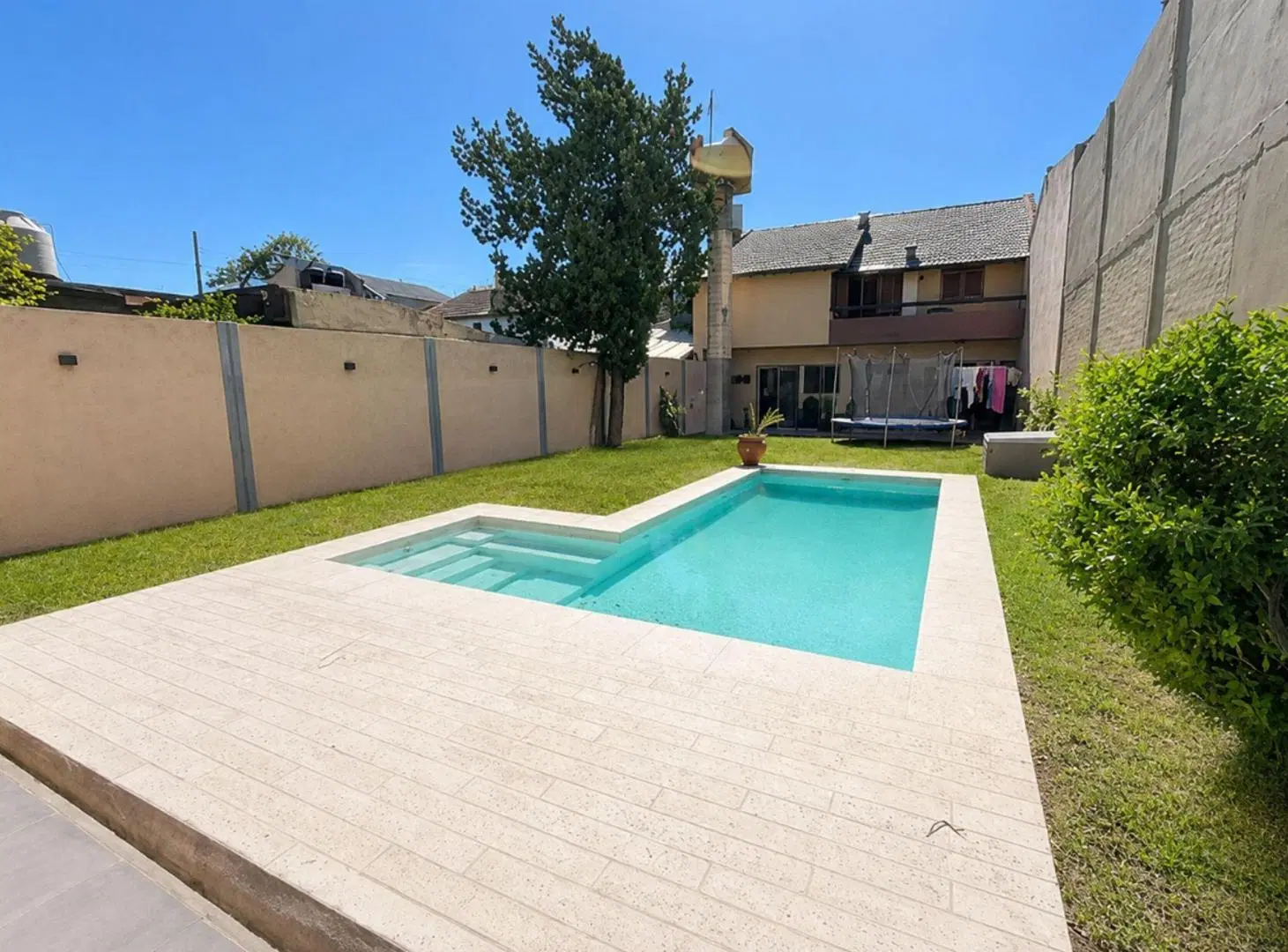 CASA MONTEGRANDE APTO CREDITO JARDIN PILETA GARAGE 2