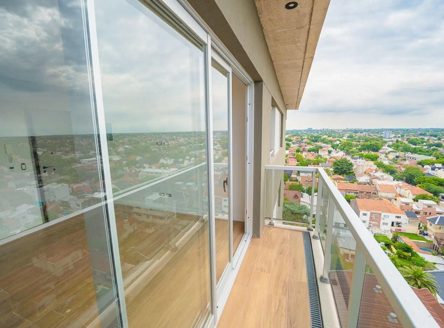VENTA DEPARTAMENTO 2 AMBIENTES LA LUCILA CITTA 3