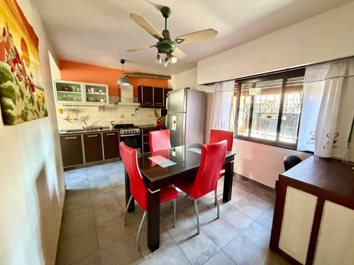 Foto de CASA VENTA 4 AMBIENTES VILLA SARMIENTO CON PATIO, imagen 3