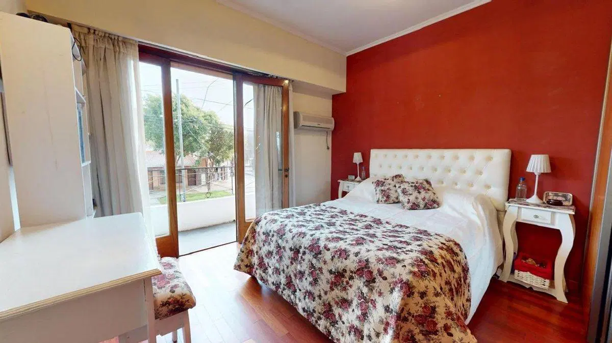 CASA MULTIFAMILIAR VILLA LUGANO 373 M2 4