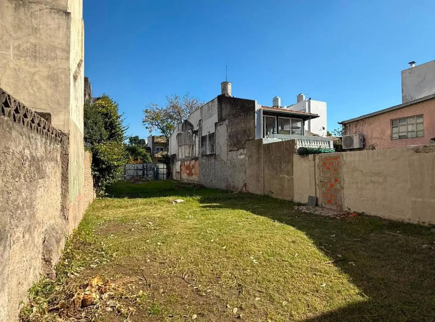 VENTA LOTE EN VILLA PUEYRREDON CON ANTEPROYECTO 5