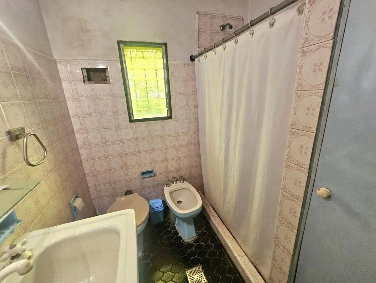 CASA 4 AMBIENTES FRANCISCO ALVAREZ PILETA 5