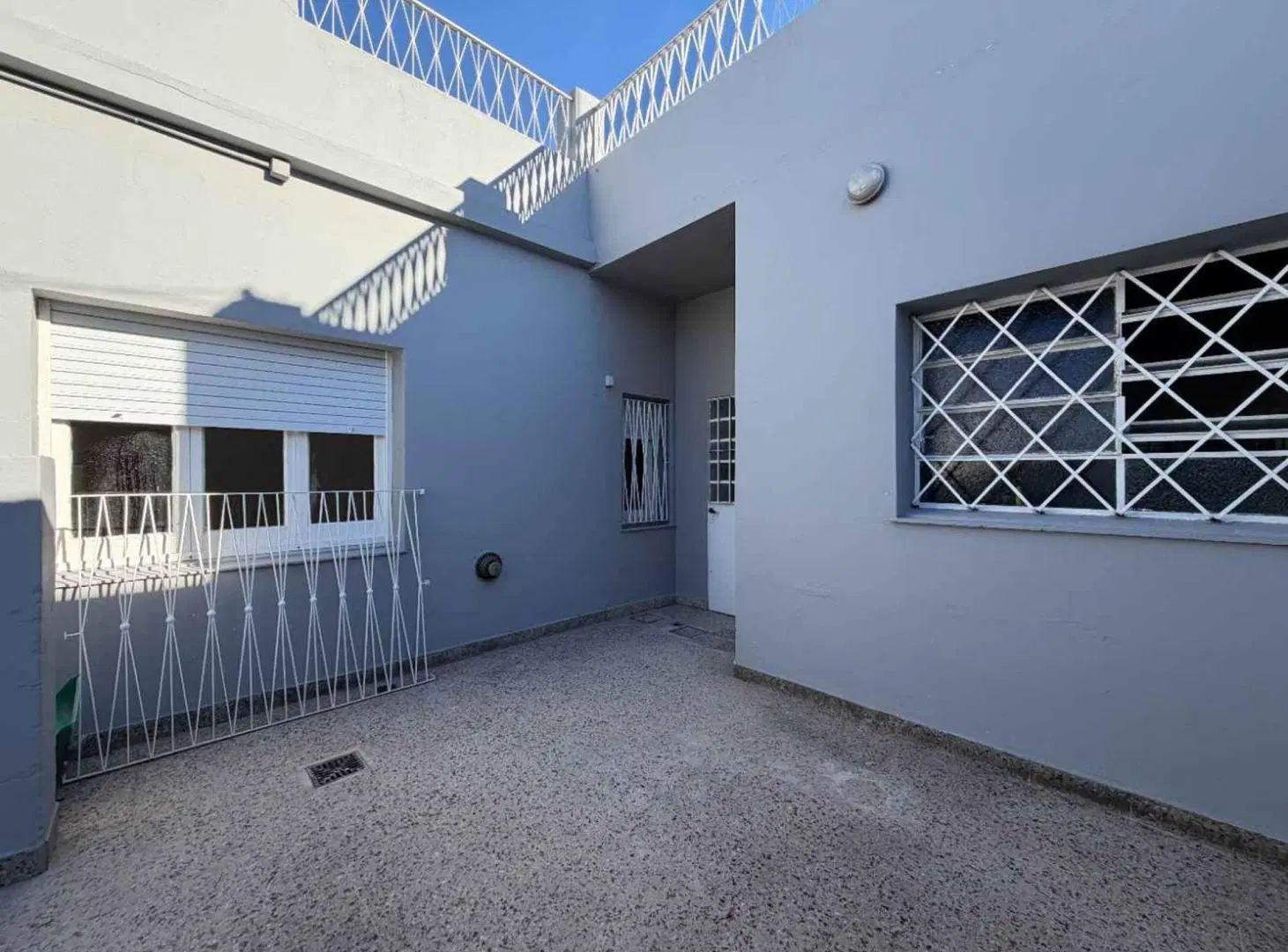 ALQUILER PH PATIO Y TERRAZA FLORIDA OESTE 1