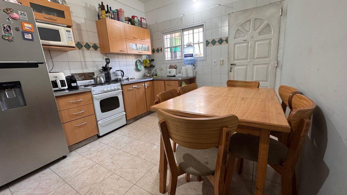 Foto de CASA 6 AMBIENTES VENTA DON TORCUATO PARQUE PILETA, imagen 5