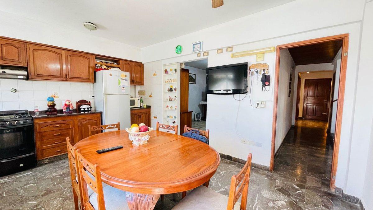 Foto de CASA HAEDO JARDIN PILETA APTO CREDITO PERMUTA, imagen 5
