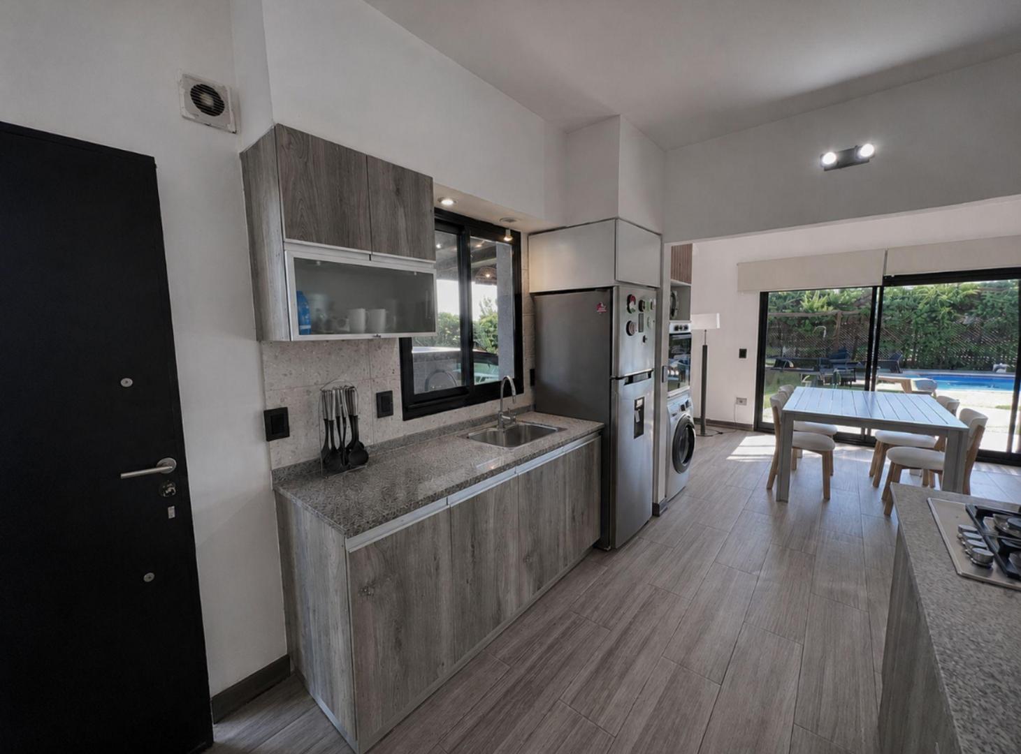 Foto de CASA 4 AMBIENTES BARRIO PRIVADO LAGUNA AZUL, imagen 4