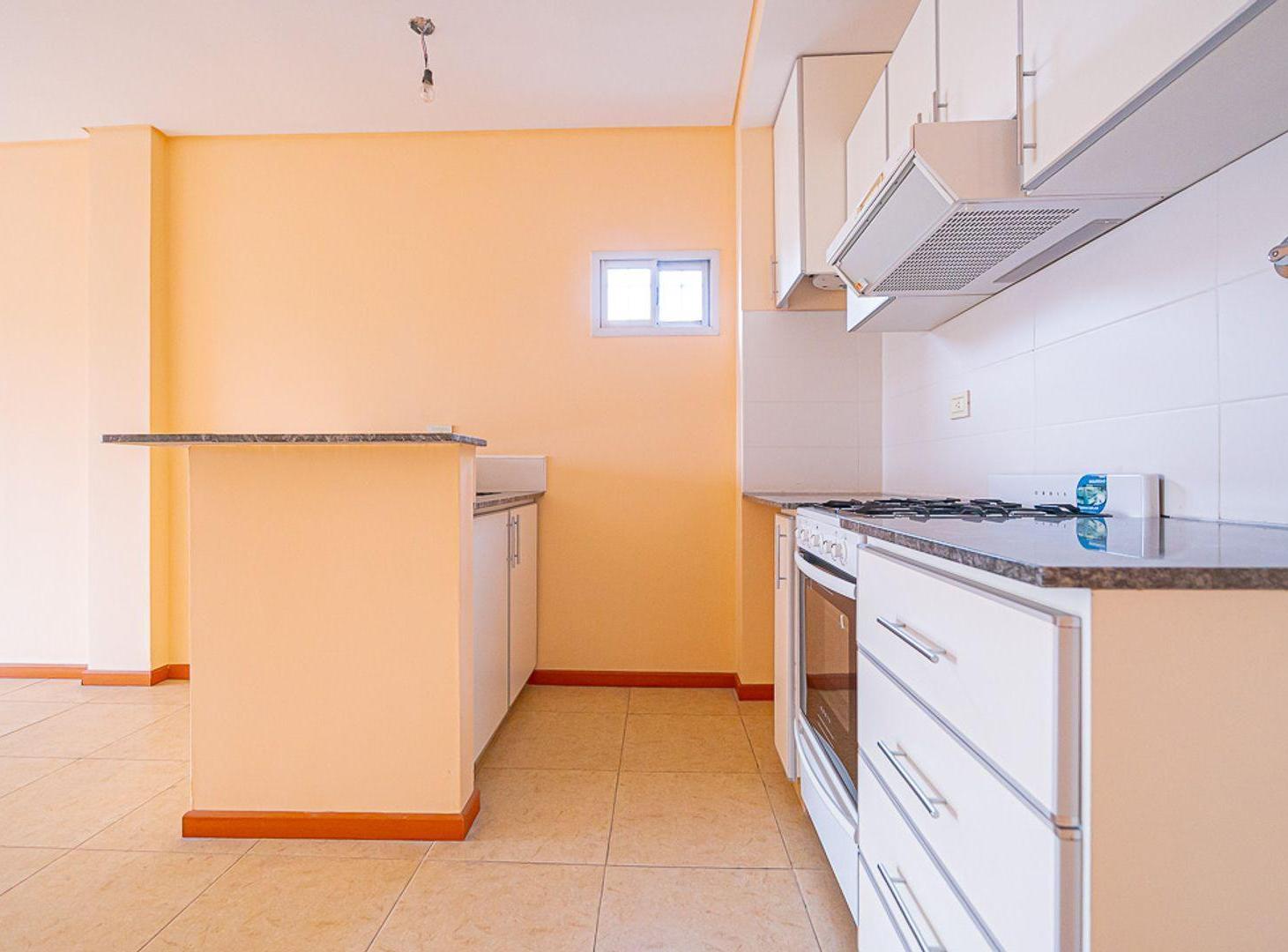 Foto de VENTA MONOAMBIENTE A ESTRENAR ISIDRO CASANOVA, imagen 2