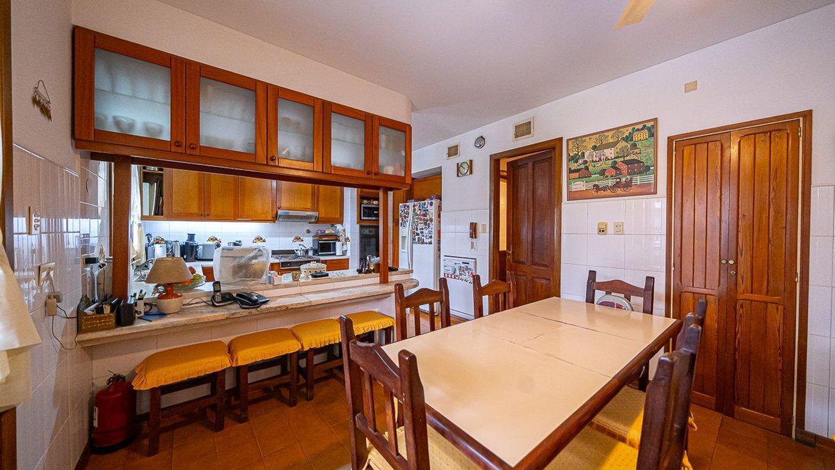 Foto de VENTA CASA OLIVOS CENTRO 5 AMBIENTES, imagen 3