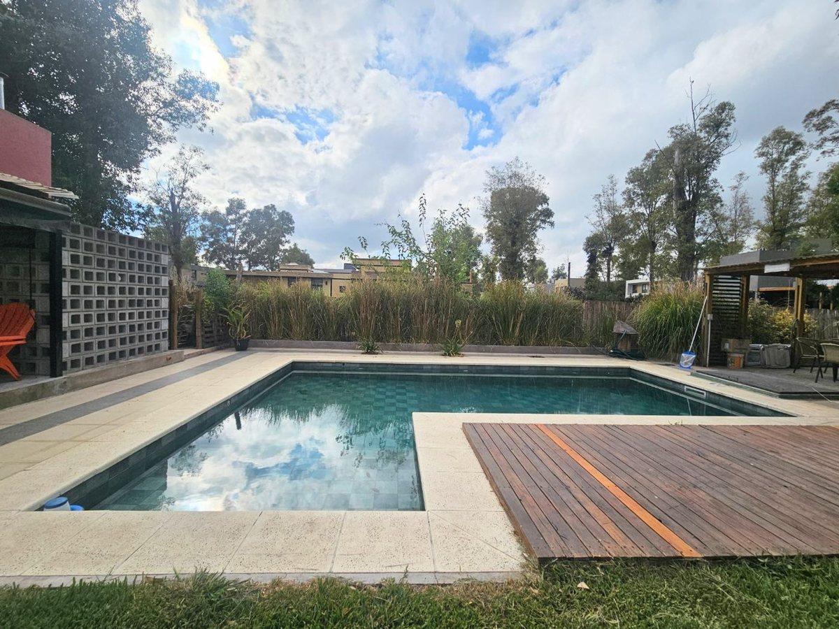 Foto de VENTA CASA ALVAREZ DEL BOSQUE 5 AMBIENTES PERMUTA., imagen 5
