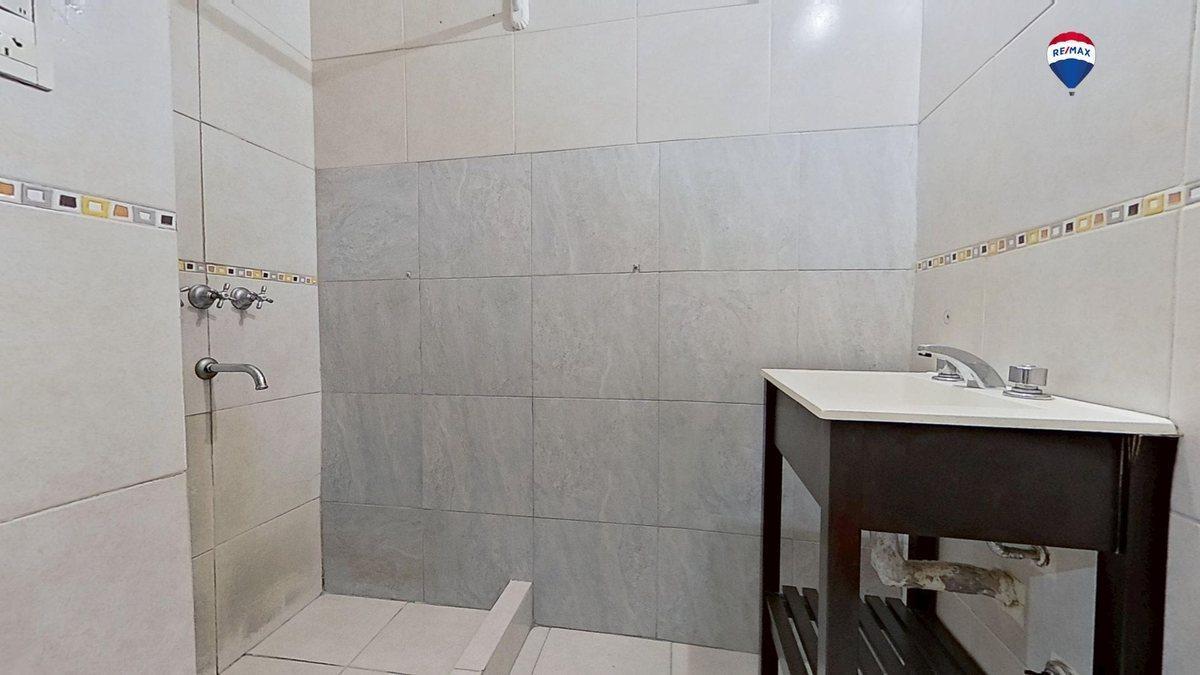 Foto de VENTA DEPARTAMENTO 2 AMB APTO CREDITO VILLA DEVOTO, imagen 4