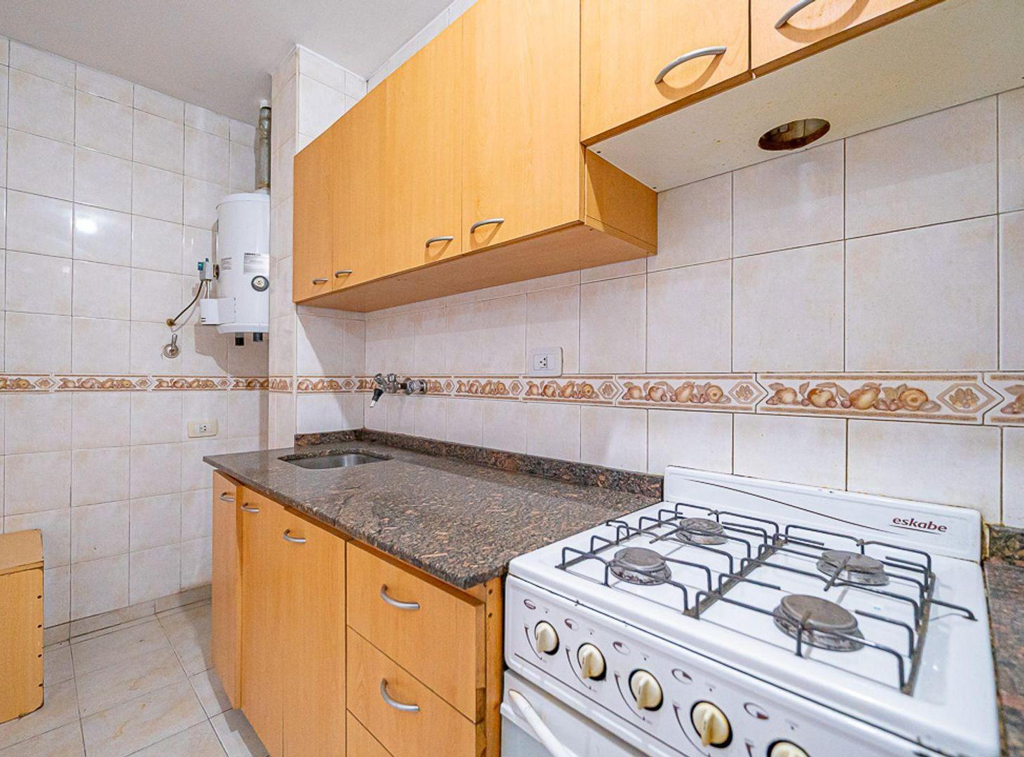 Foto de VENTA DEPARTAMENTO 3 AMBIENTES LA TABLADA, imagen 2