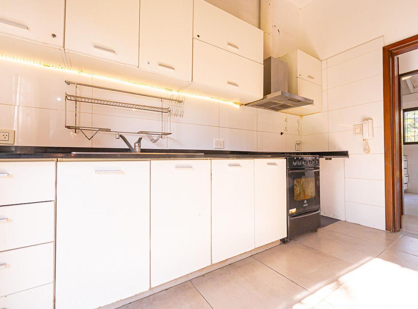 Foto de VENTA CASA PILETA Y PADEL EL TALAR PACHECO, imagen 5