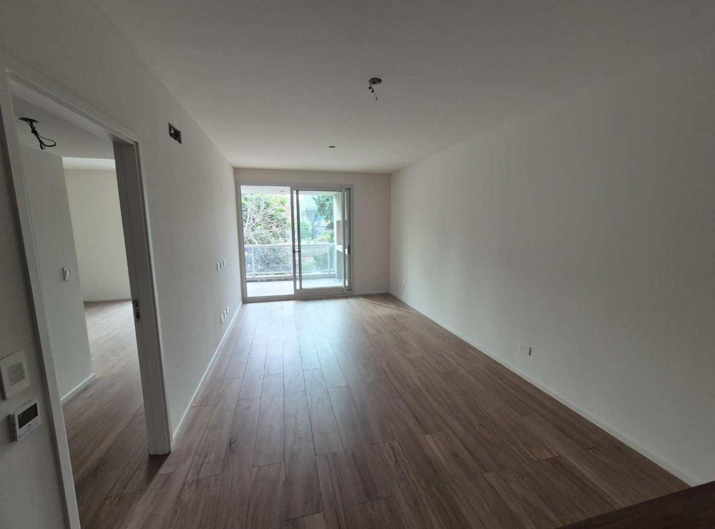 Foto de VENTA DEPARTAMENTO 2 AMBIENTES COLEGIALES COCHERA, imagen 3
