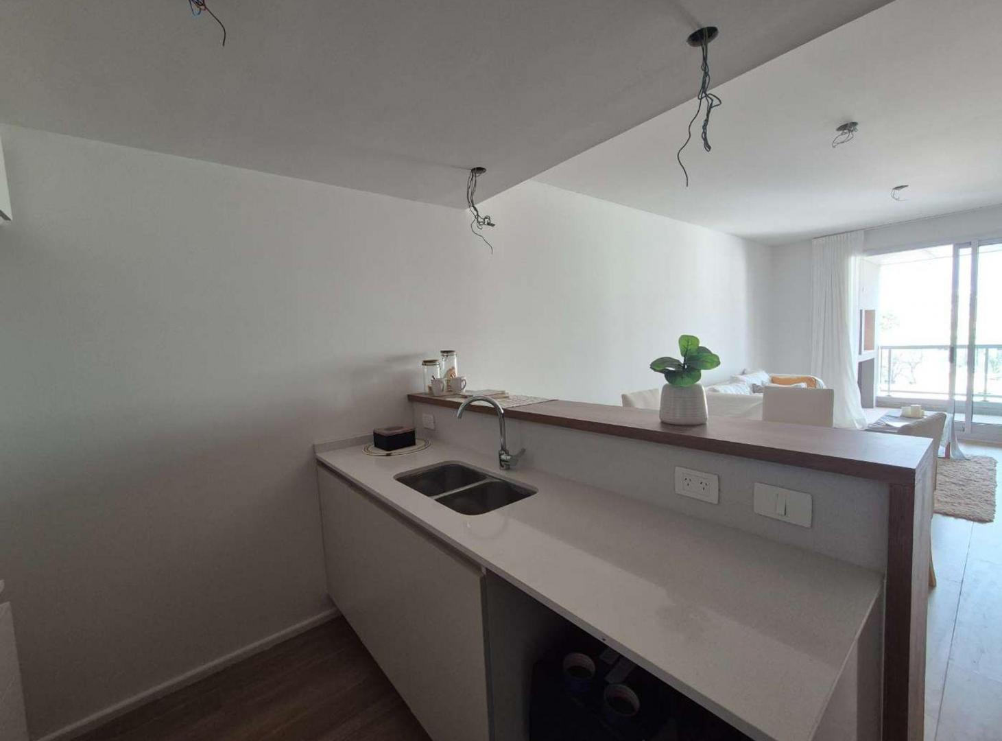 Foto de VENTA DEPARTAMENTO 2 AMBIEN VILLA ORTUZAR COCHERA, imagen 3