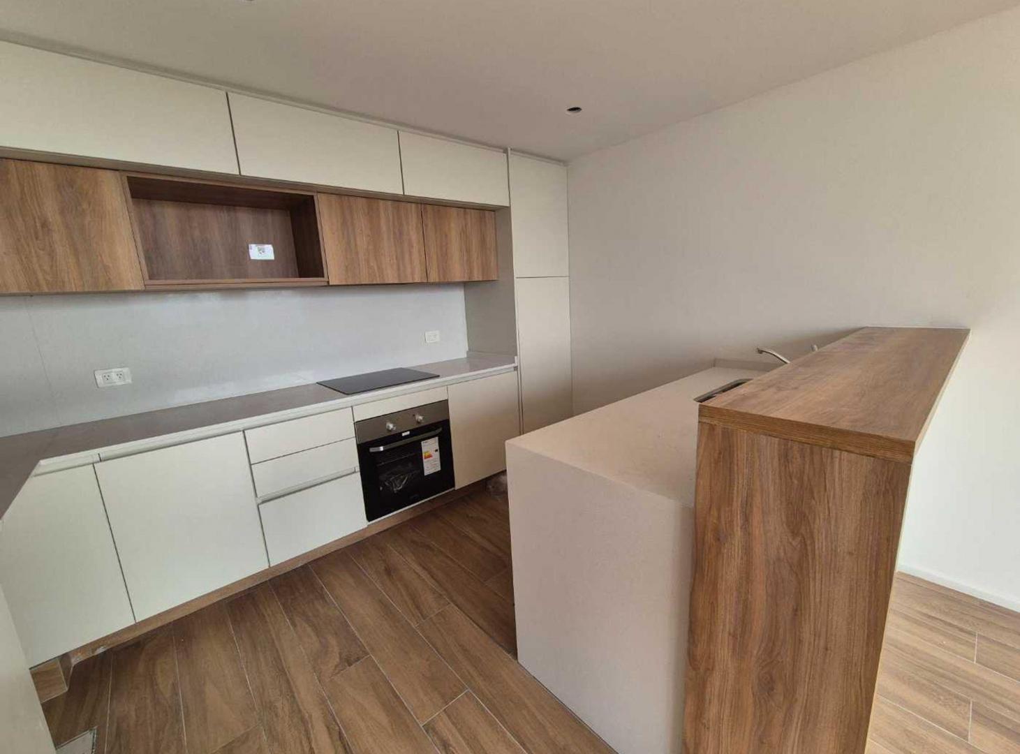 Foto de VENTA DEPARTAMENTO 2 AMBIENTES COLEGIALES COCHERA, imagen 5