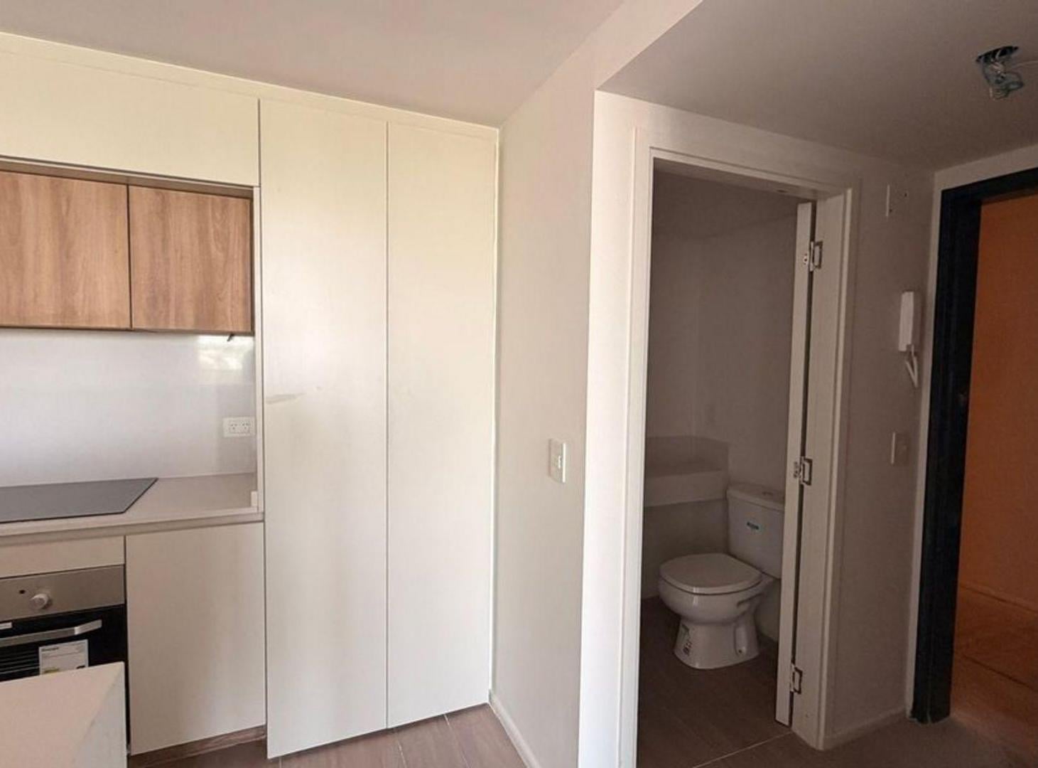 Foto de VENTA DEPARTAMENTO 2 AMBIENTES VILLA ORTUZAR, imagen 4