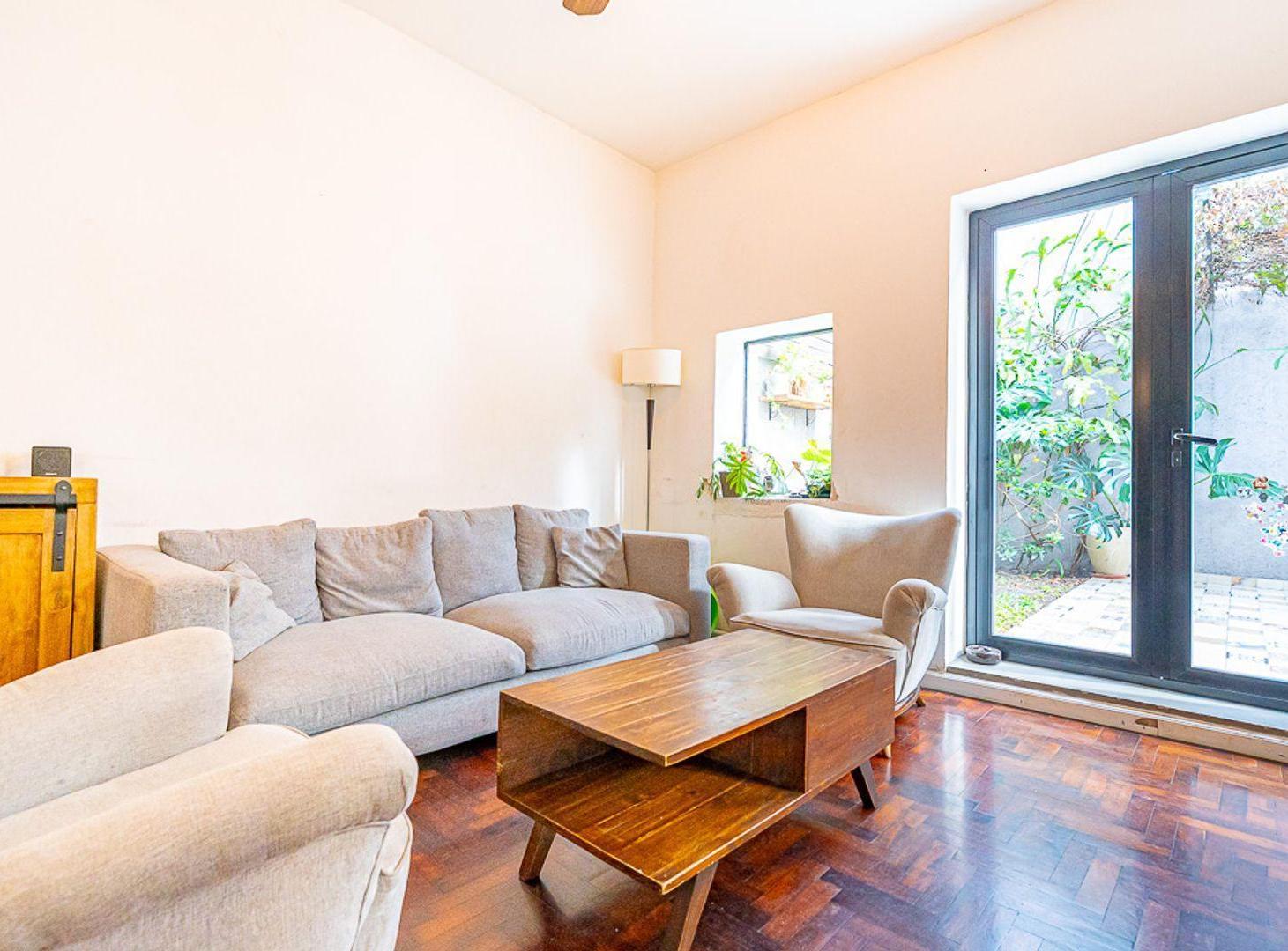 Foto de VENTA PH 3 AMBIENTES FLORESTA CON PATIO Y TERRAZA, imagen 3