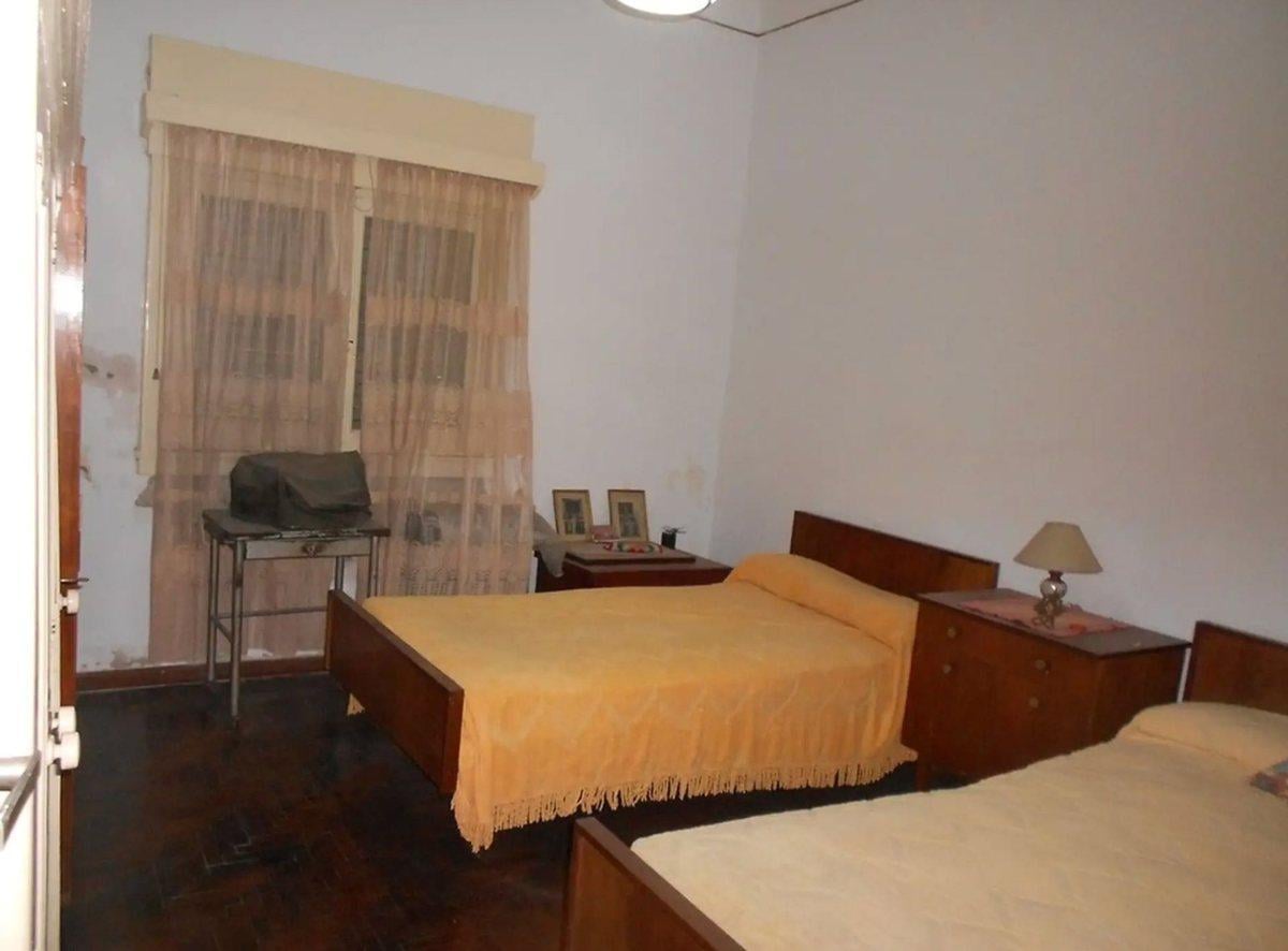 Foto de VENTA PH MULTIFAMILIAR CON GARAGE PATIO Y TERRAZA, imagen 1