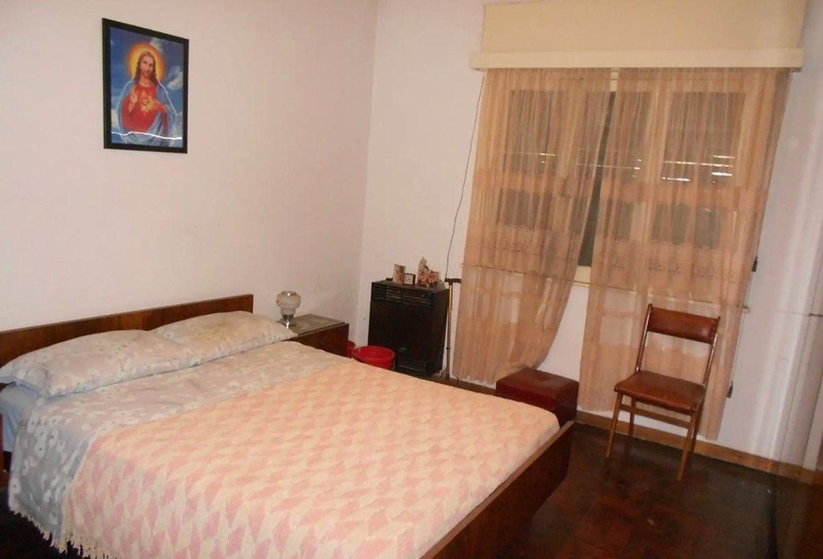 Foto de VENTA PH MULTIFAMILIAR CON GARAGE PATIO Y TERRAZA, imagen 2