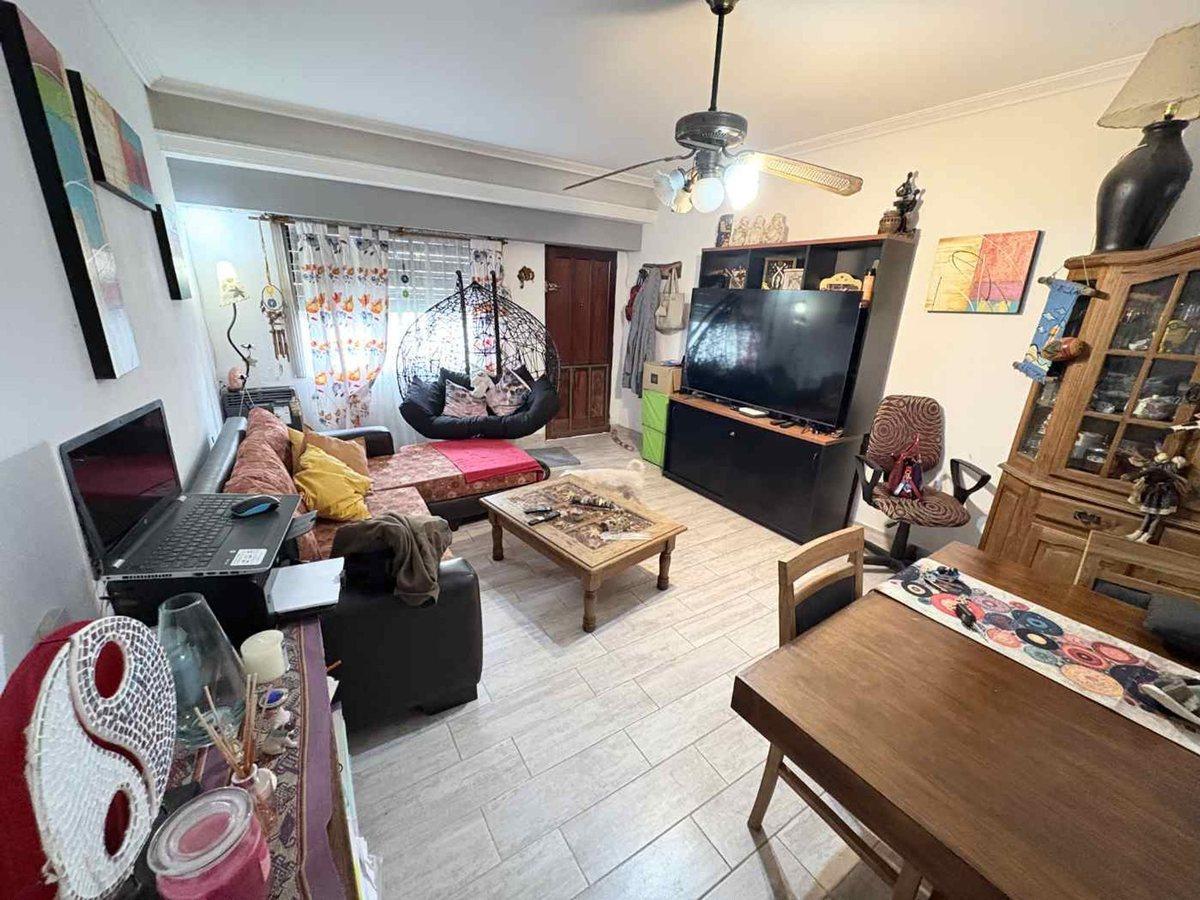 Foto de VENTA DUPLEX 3 AMB VILLA LUZURIAGA PATIO COCHERA, imagen 2