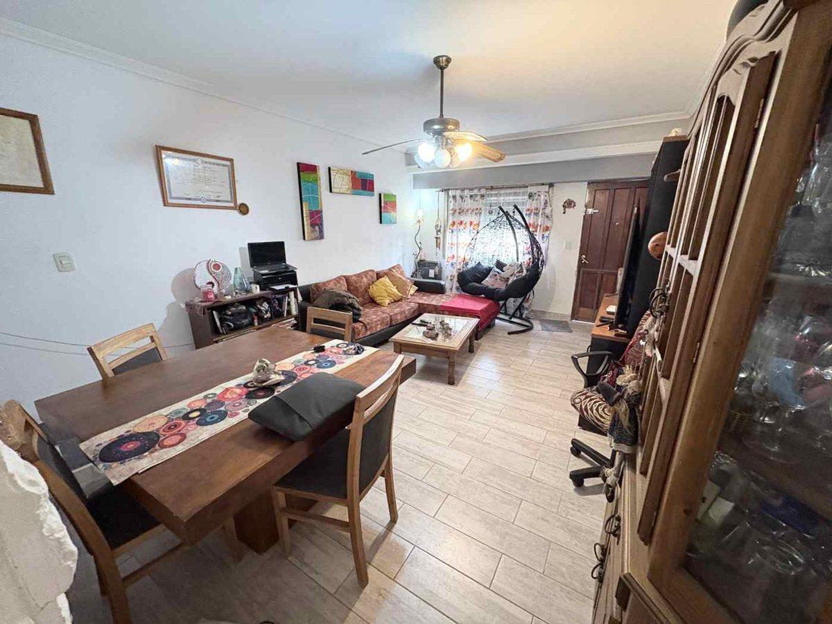 Foto de VENTA DUPLEX 3 AMB VILLA LUZURIAGA PATIO COCHERA, imagen 5