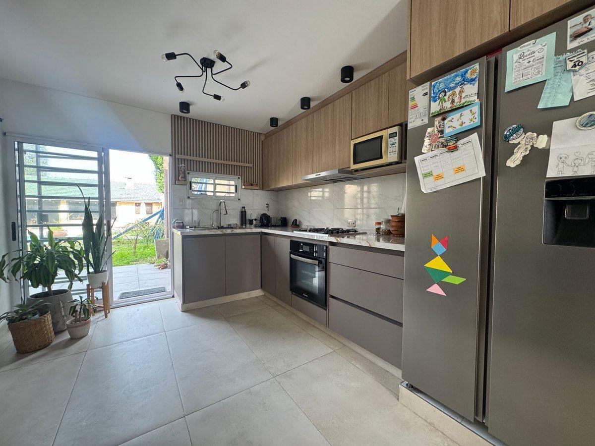 Foto de CASA MONTEGRANDE APTO CREDITO JARDIN PILETA GARAGE, imagen 4