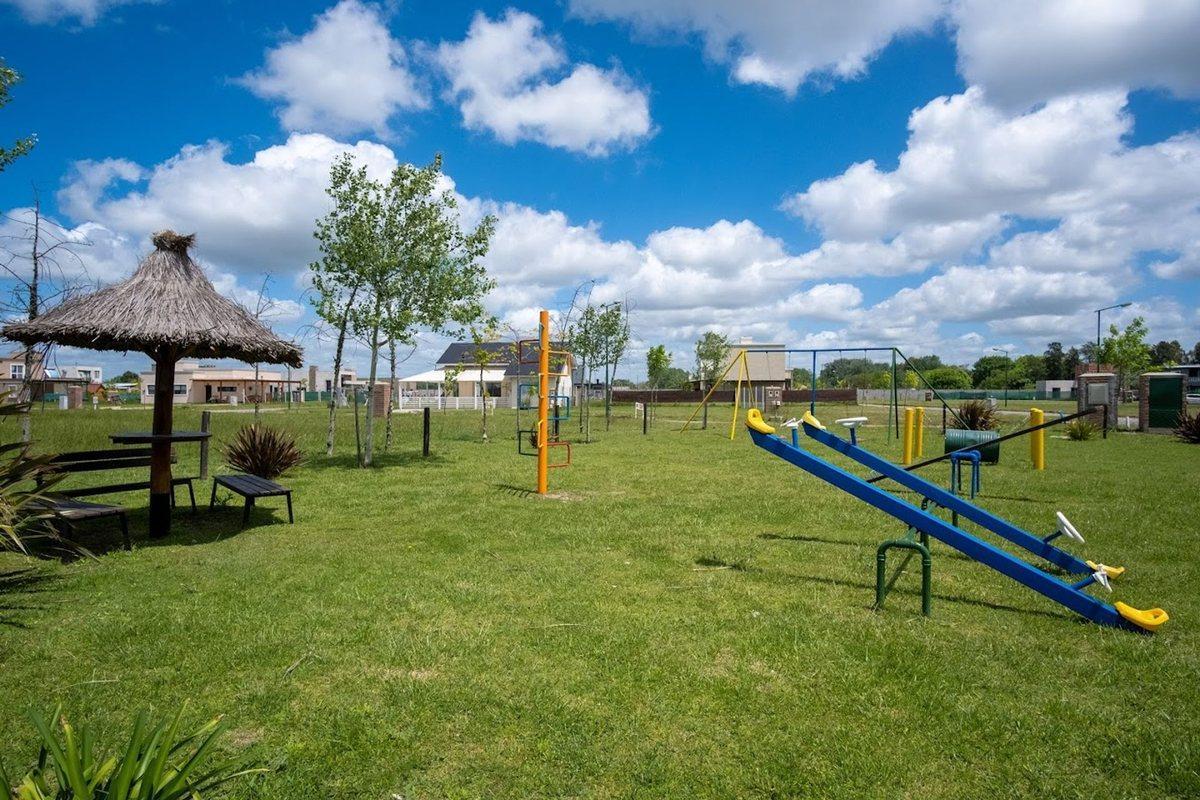 Foto de LOTE BARRIO LAGUNA AZUL SPEGAZZINI FINANCIACION, imagen 3
