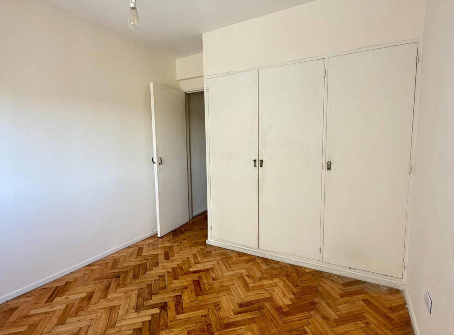Foto de VENTA 2 AMBIENTES CON BALCON FLORESTA APTO CREDITO, imagen 5