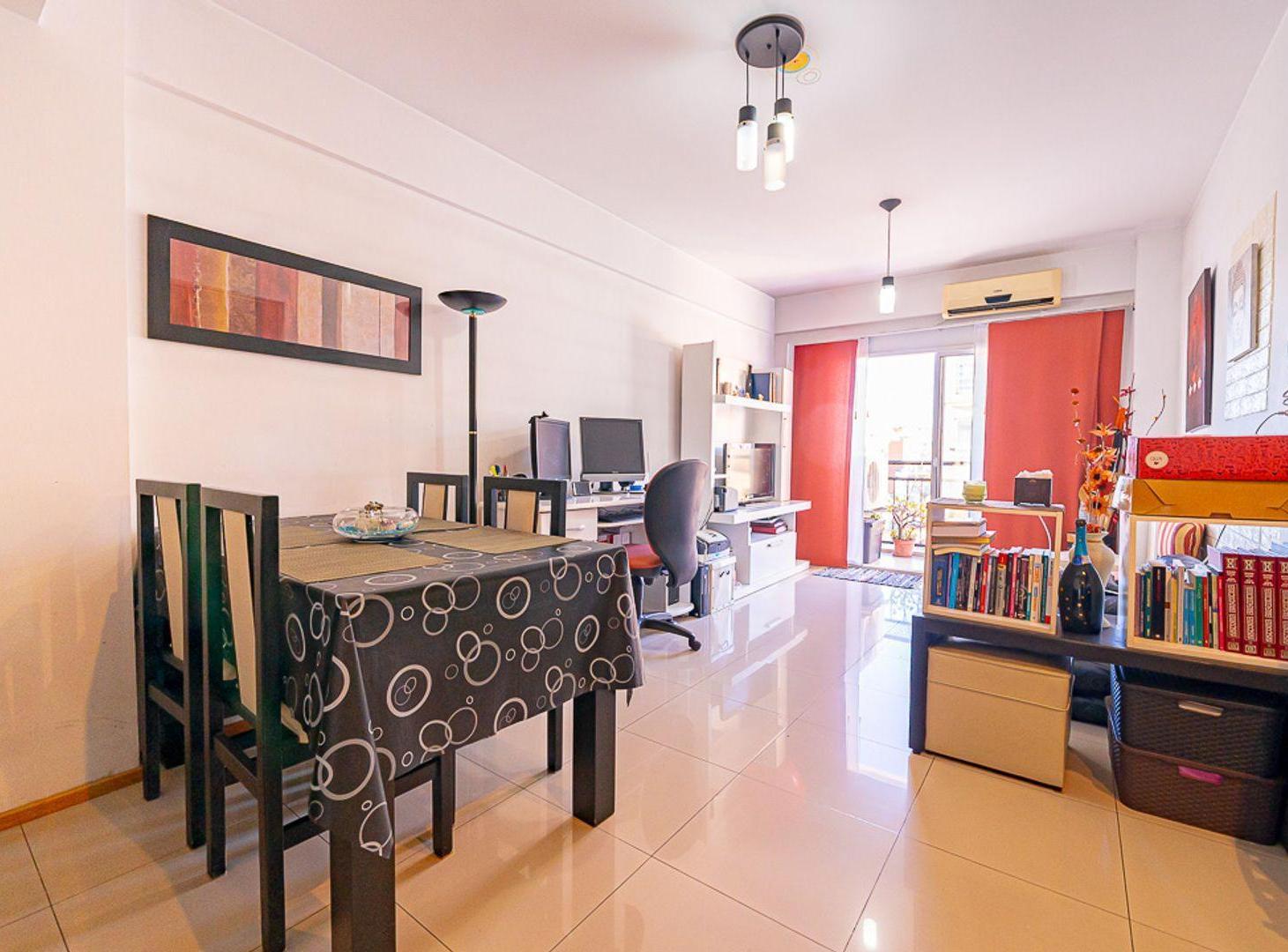 Foto de VENTA 2 AMBIENTES BALCON FRENTE VILLA DEL PARQUE, imagen 5