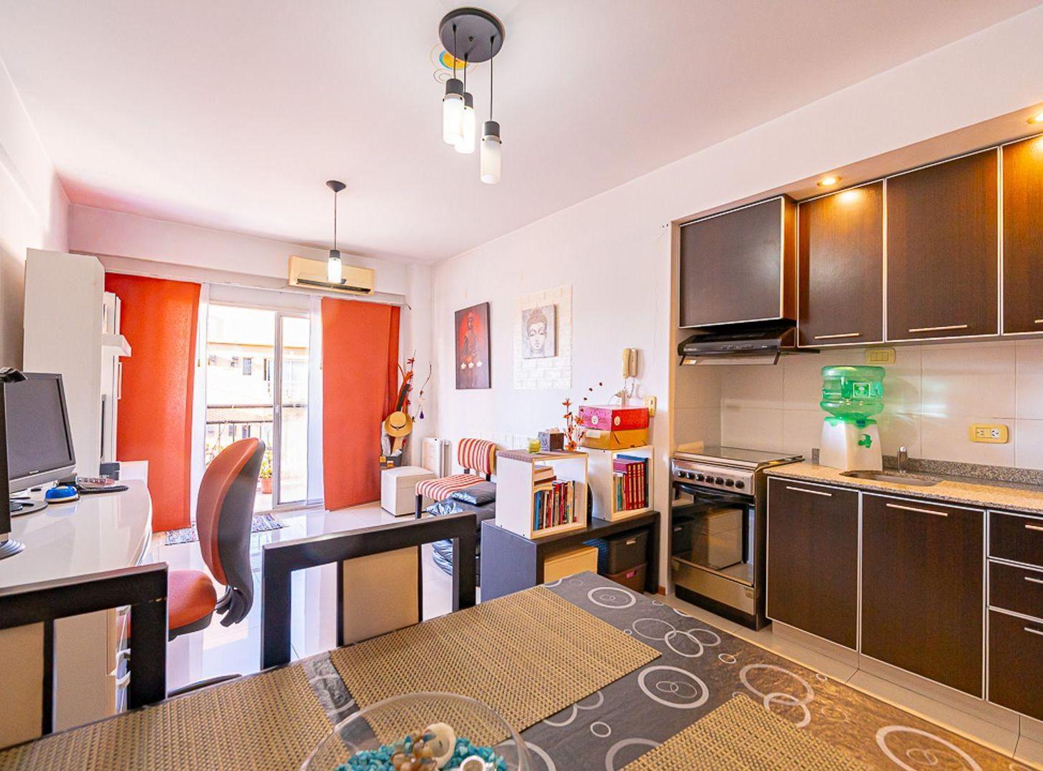 Foto de VENTA 2 AMBIENTES BALCON FRENTE VILLA DEL PARQUE, imagen 4