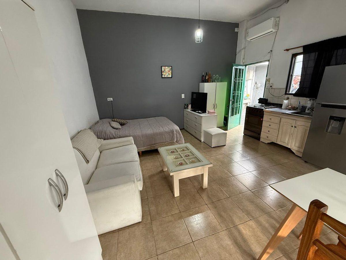 Foto de VENTA CASA 4 AMBIENTES EN VILLA INSUPERABLE, imagen 5