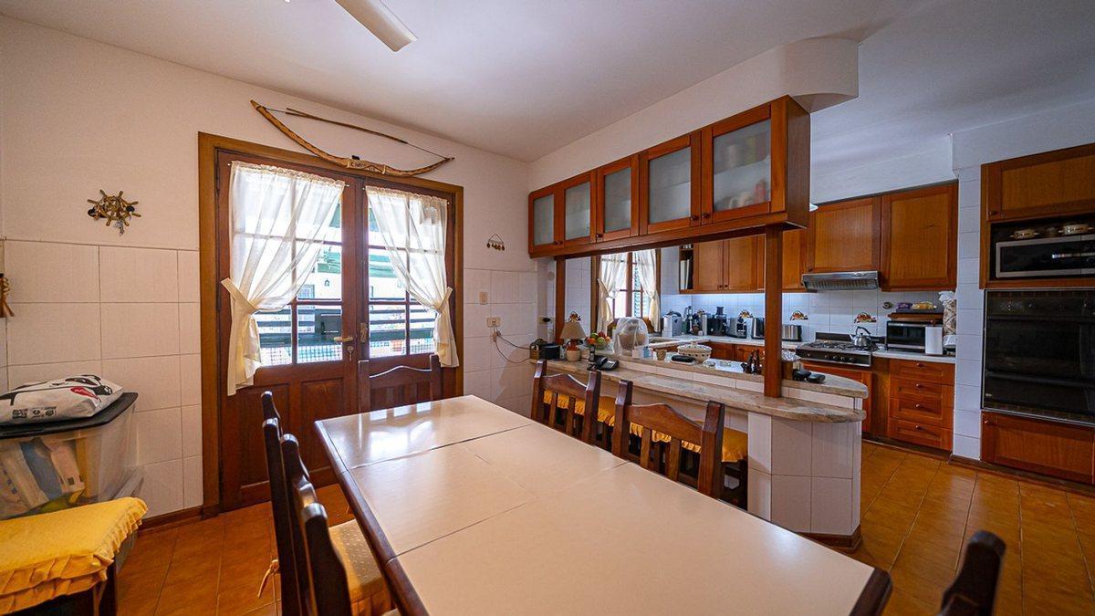 Foto de VENTA CASA OLIVOS CENTRO 5 AMBIENTES, imagen 4
